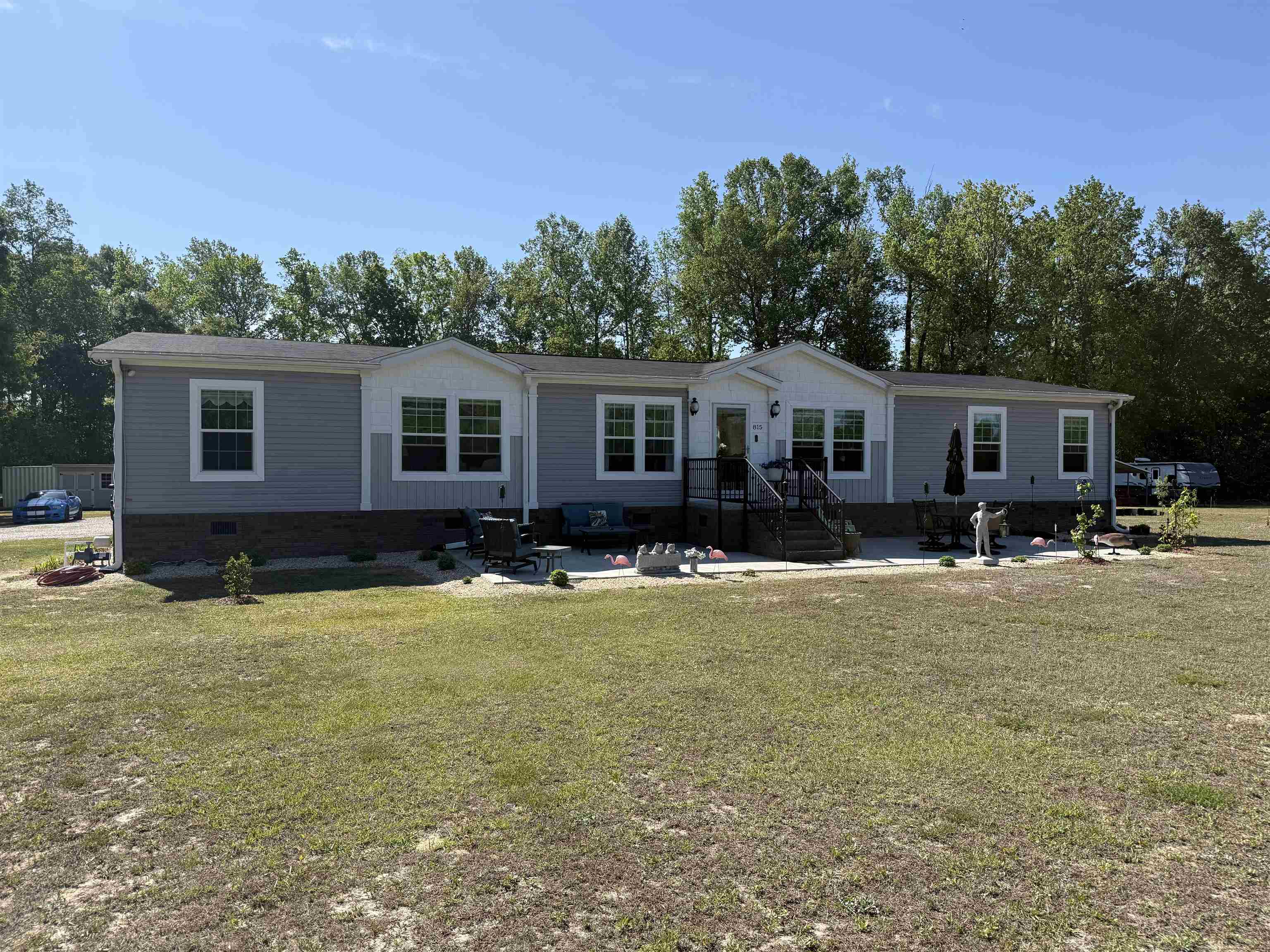 815 Sheila Dr. Johnsonville, SC 29555