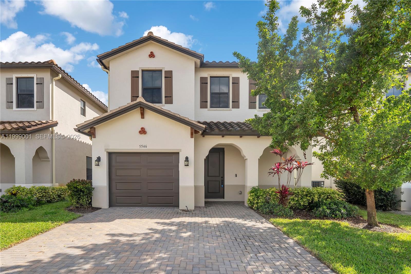 631983 - Silverwood At Ave