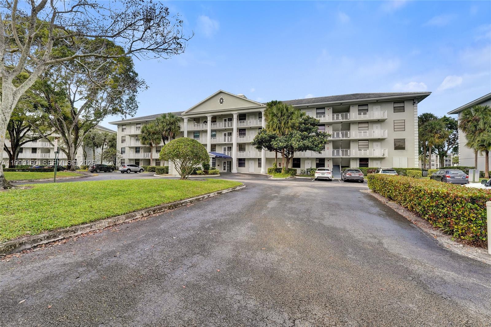 Condo 26 Of Whitehall Con