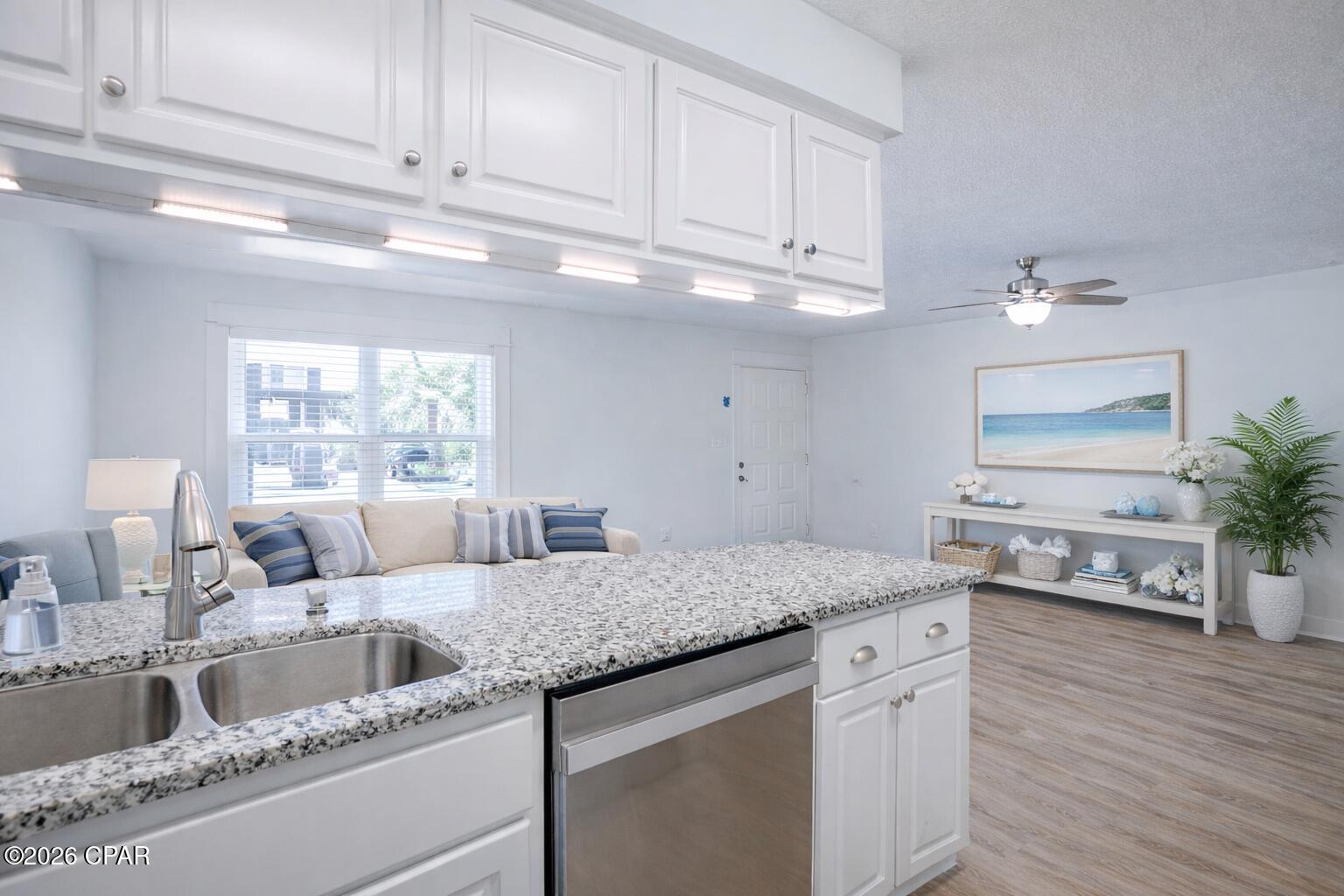 Image 4 For 7813 Lagoon Drive 5b