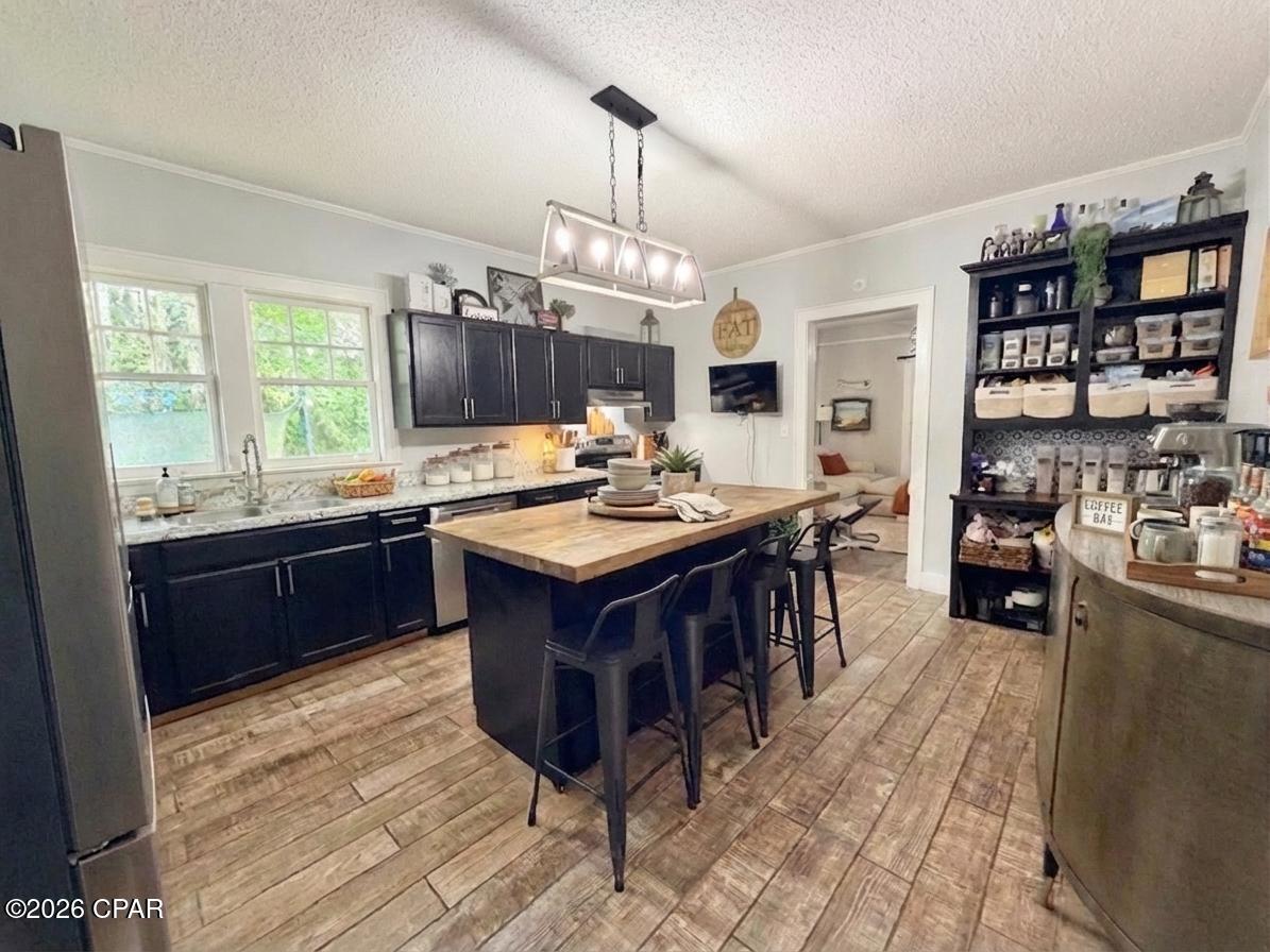 Image 3 For 4432 Davis Street