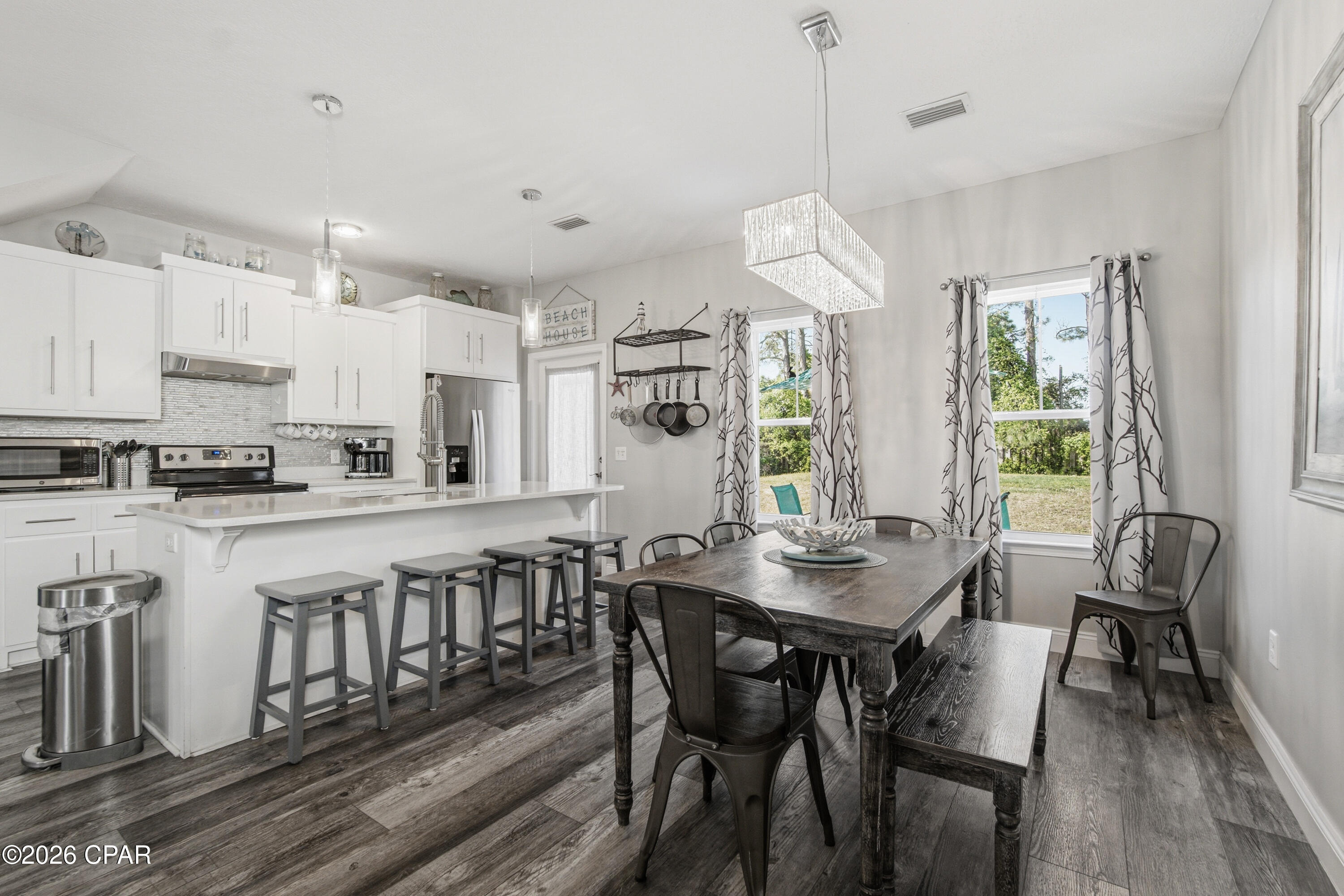 5623 Hilltop Avenue, Panama City Beach, FL 32408 thumbnail, photo 10 of 51