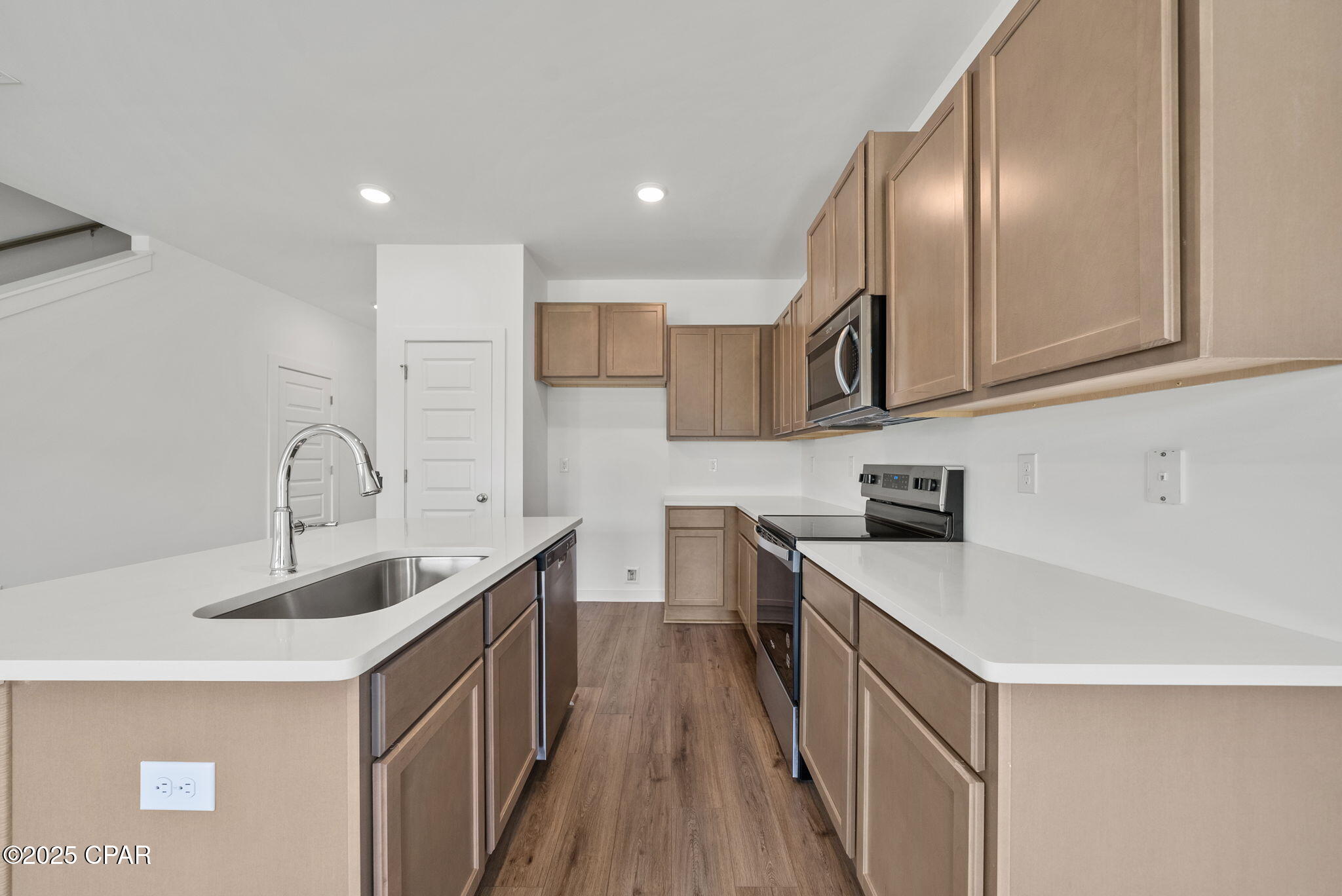 Image 4 For 5878 Tyndall Place