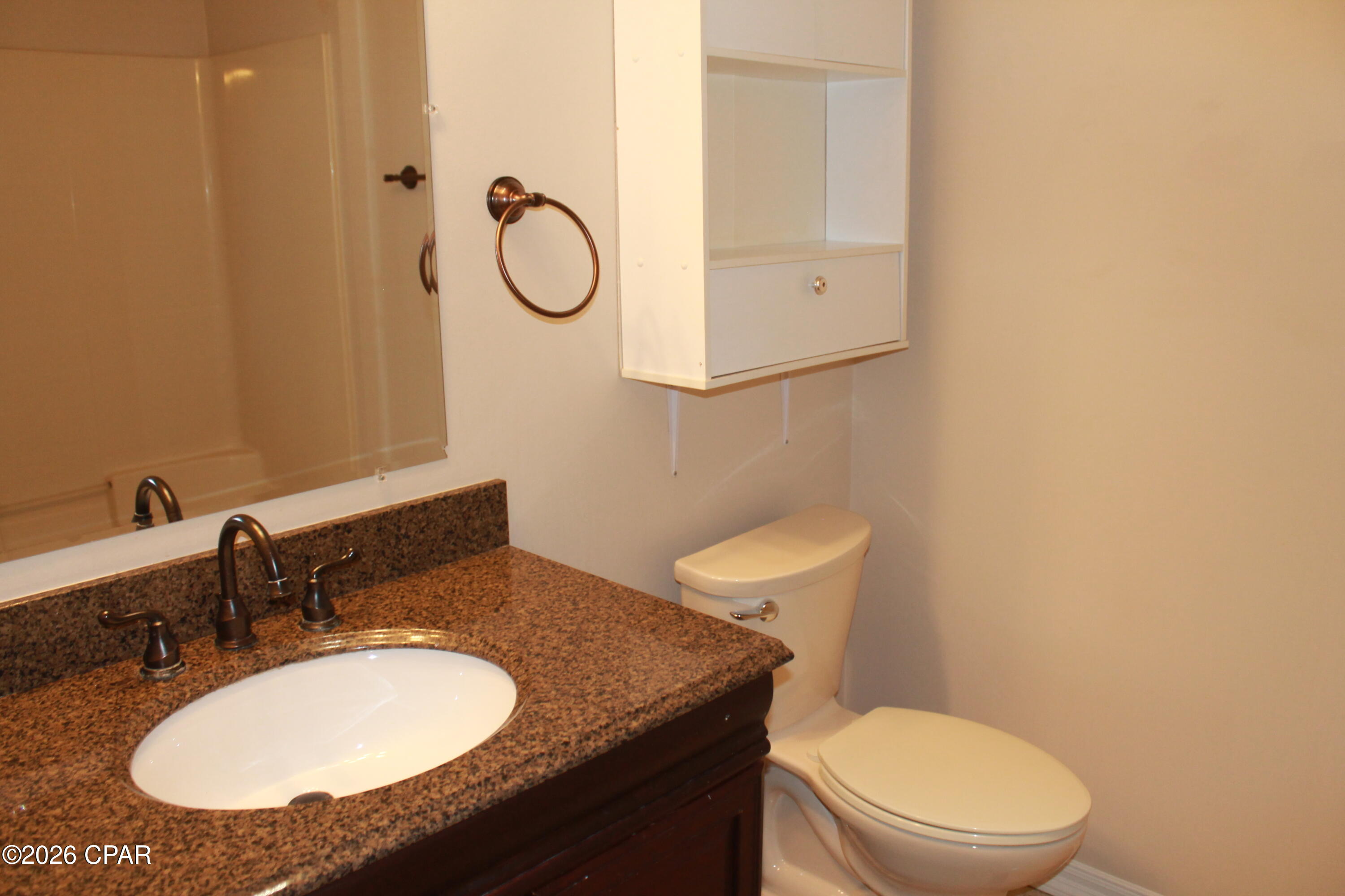 Listing photo id 10 for 7552 Kelsey Drive