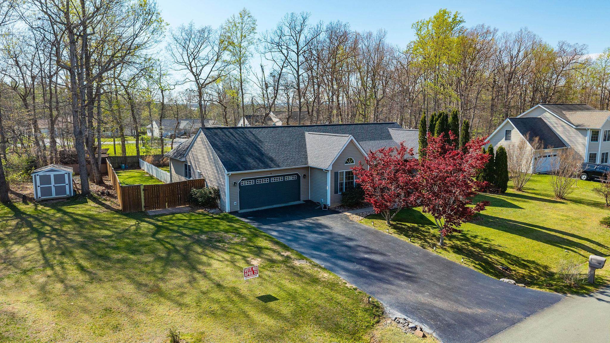 297 ARROW HEAD LN, Stuarts Draft, VA 24477