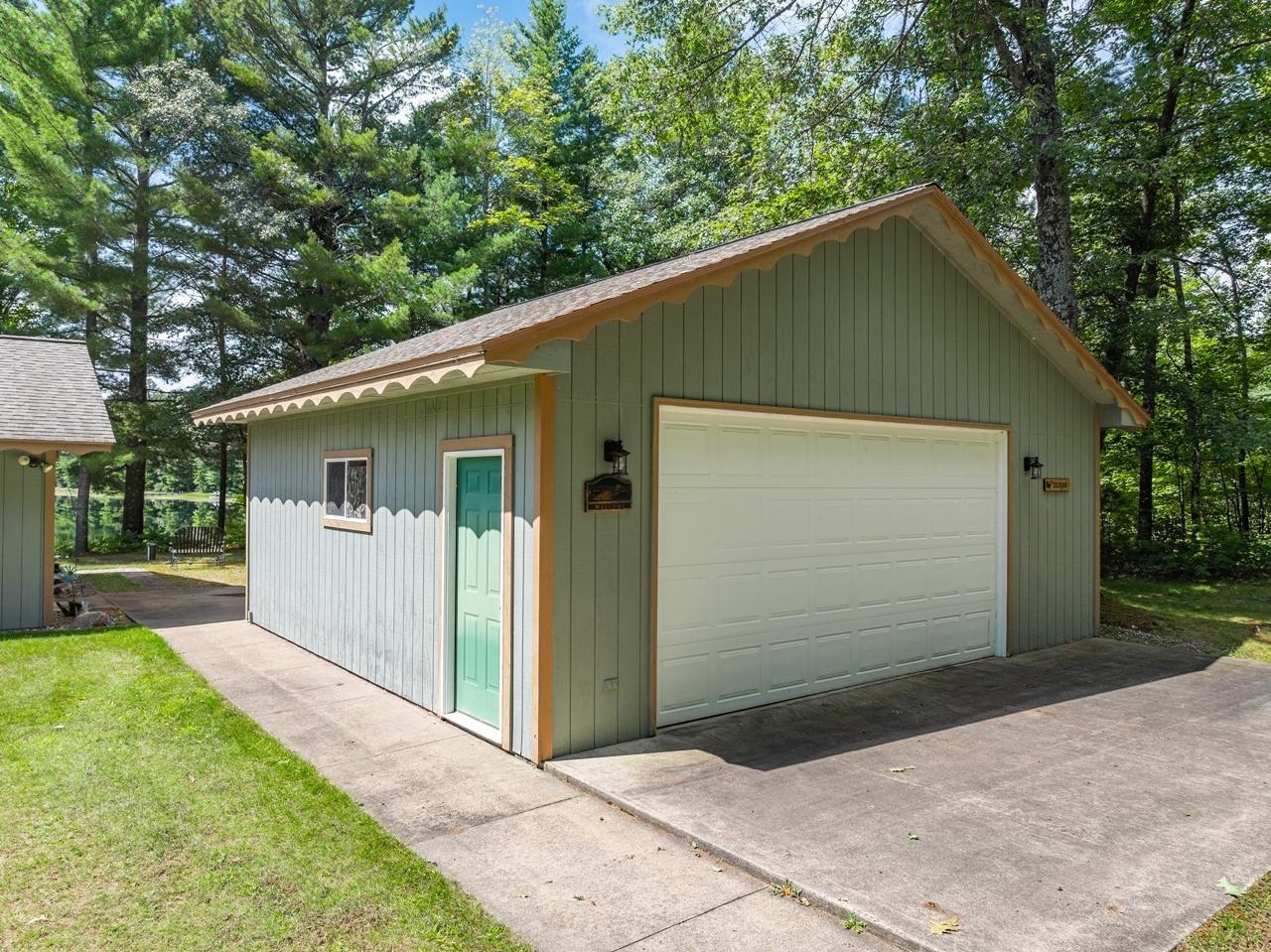 Undocumented Lake Property 13750 Powell Rd Photo 4