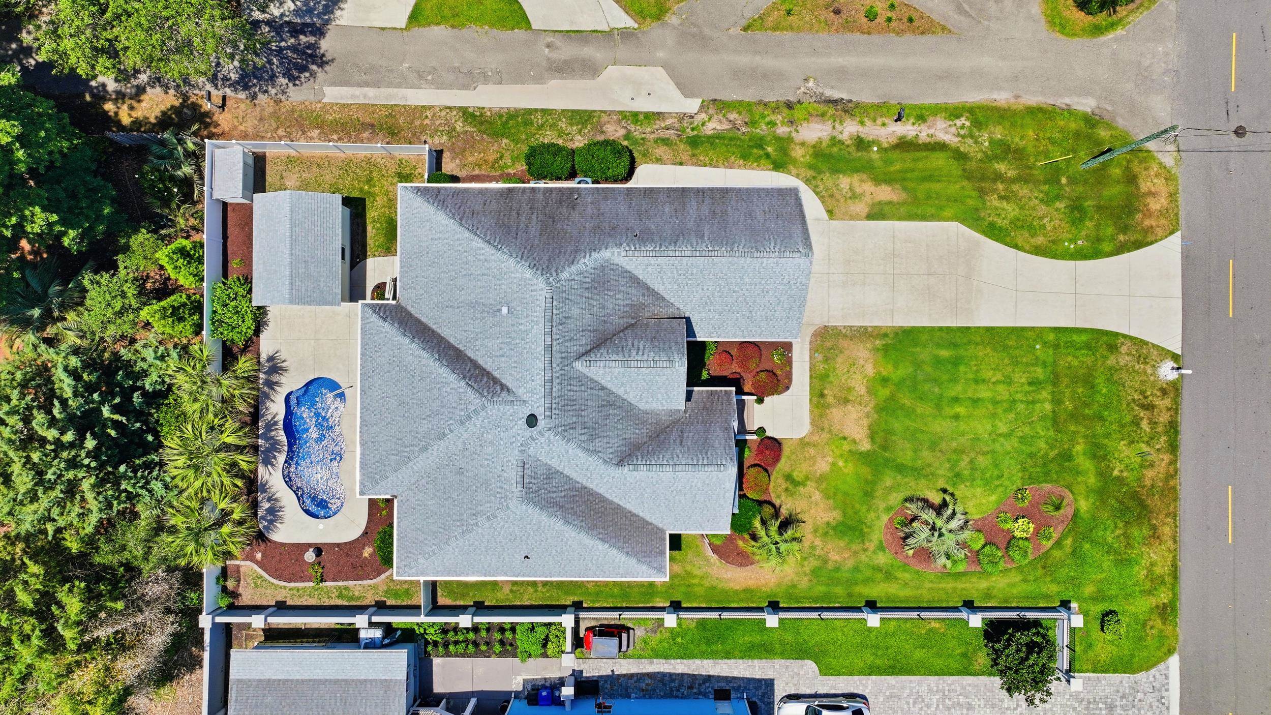 2609500 | Photo 70