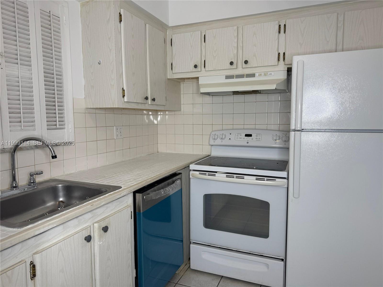 Property photo # 4