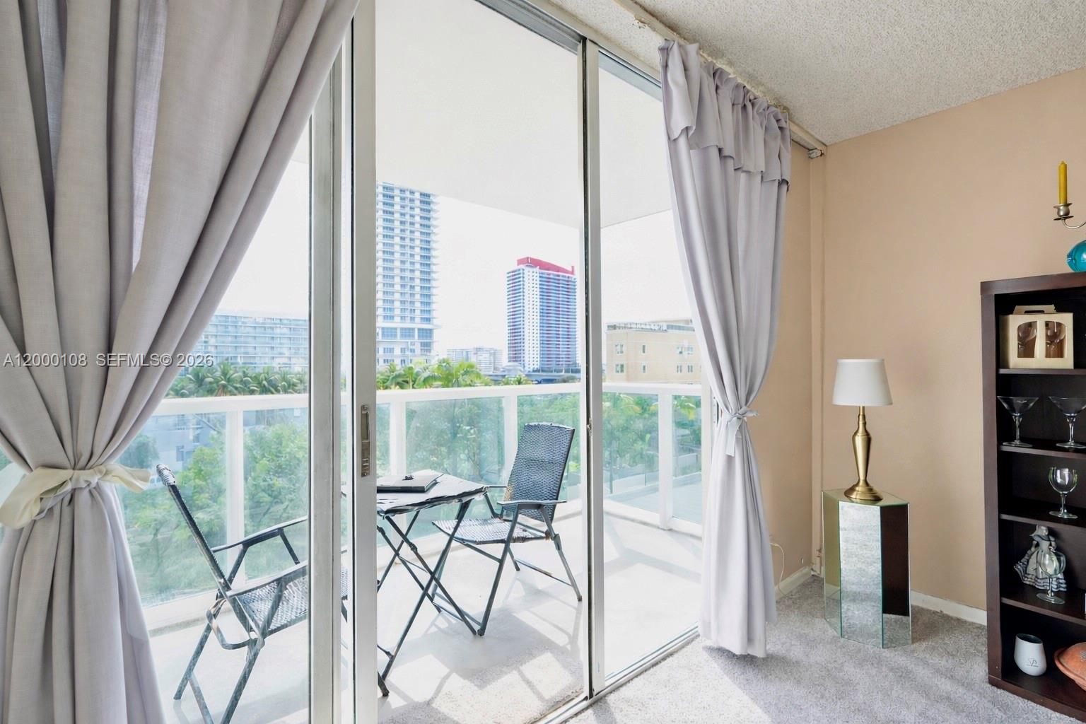 Hallmark Of Hollywood Con