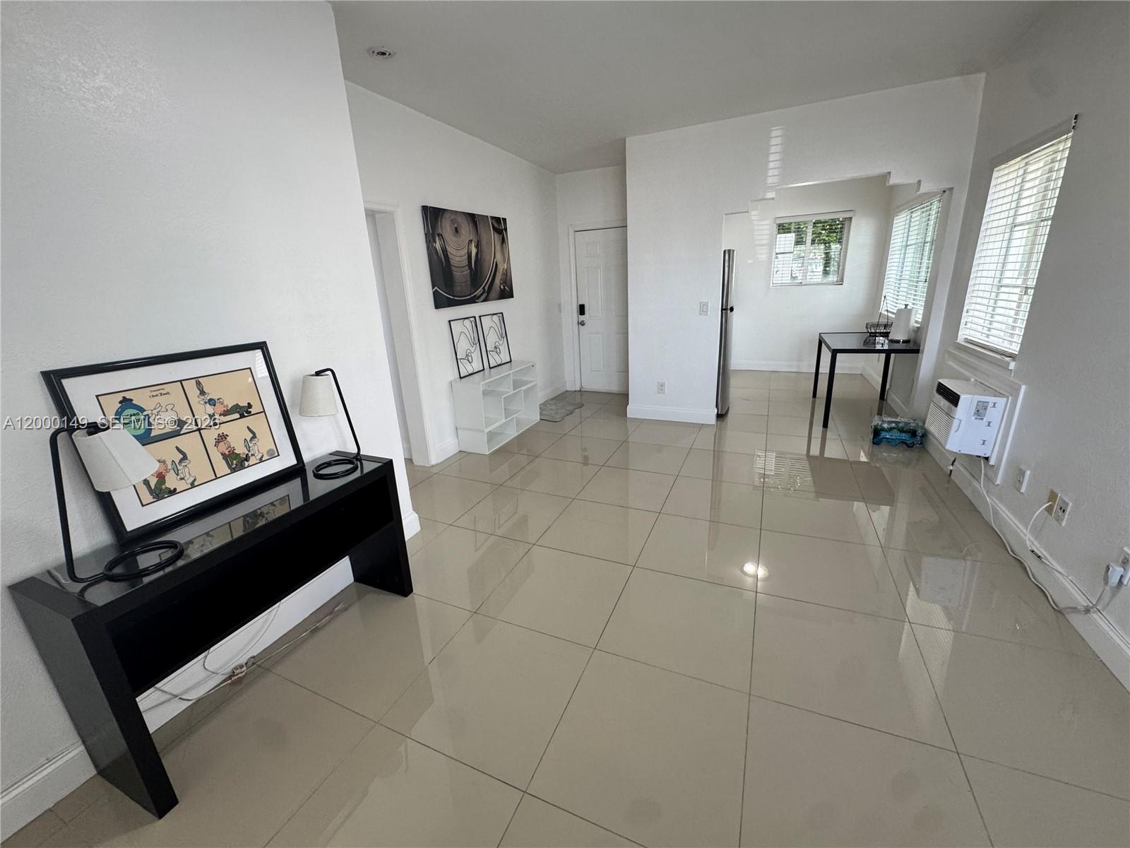 The Lofts At Collins Cond
