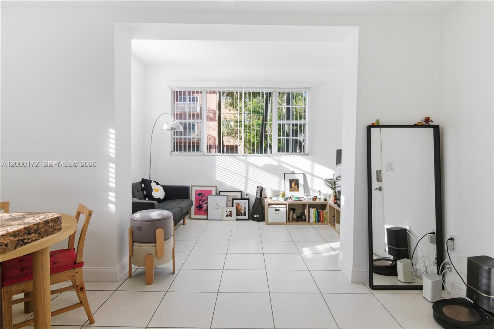 Midtown Condominium On 62