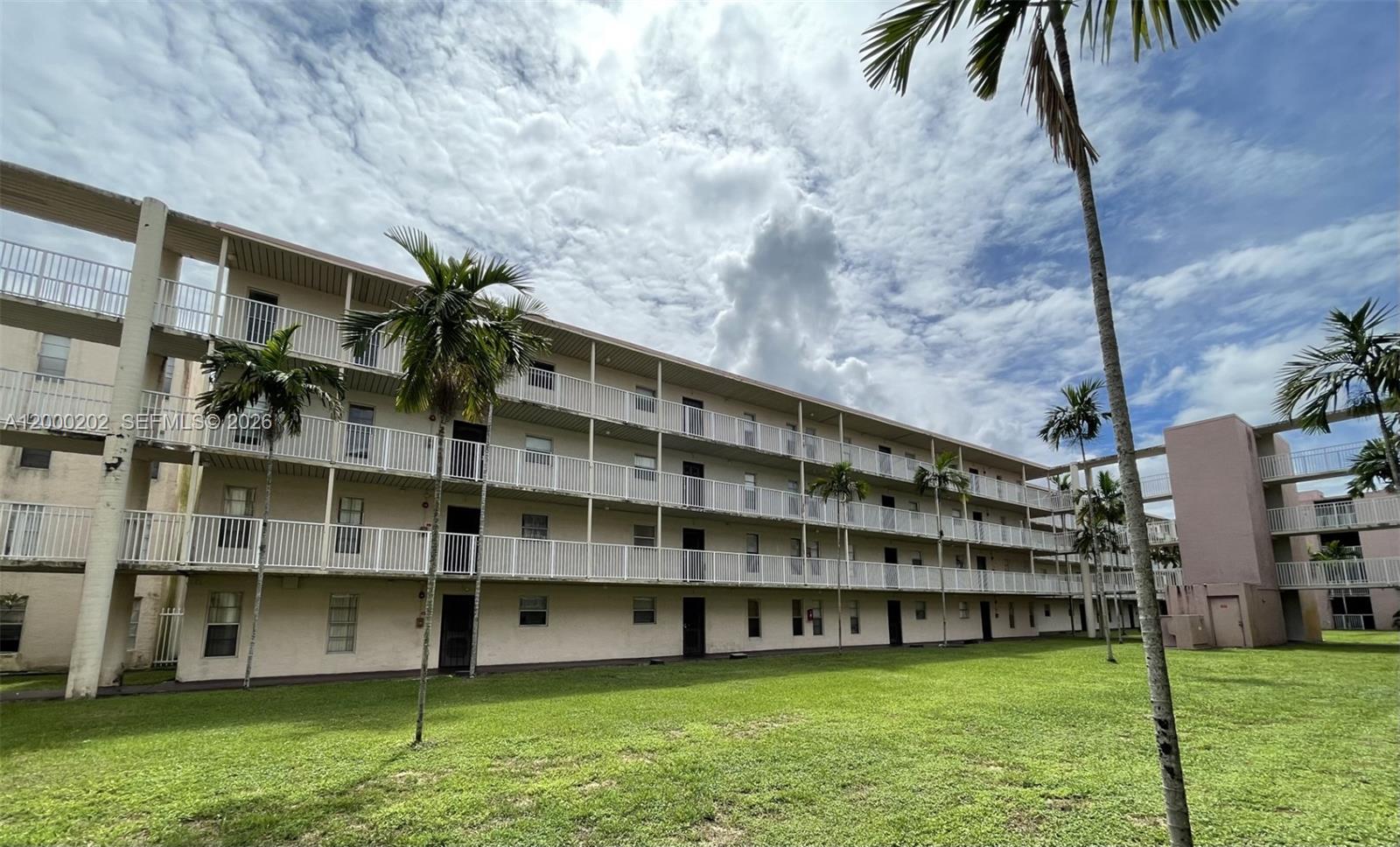 Brookfield Square Condo