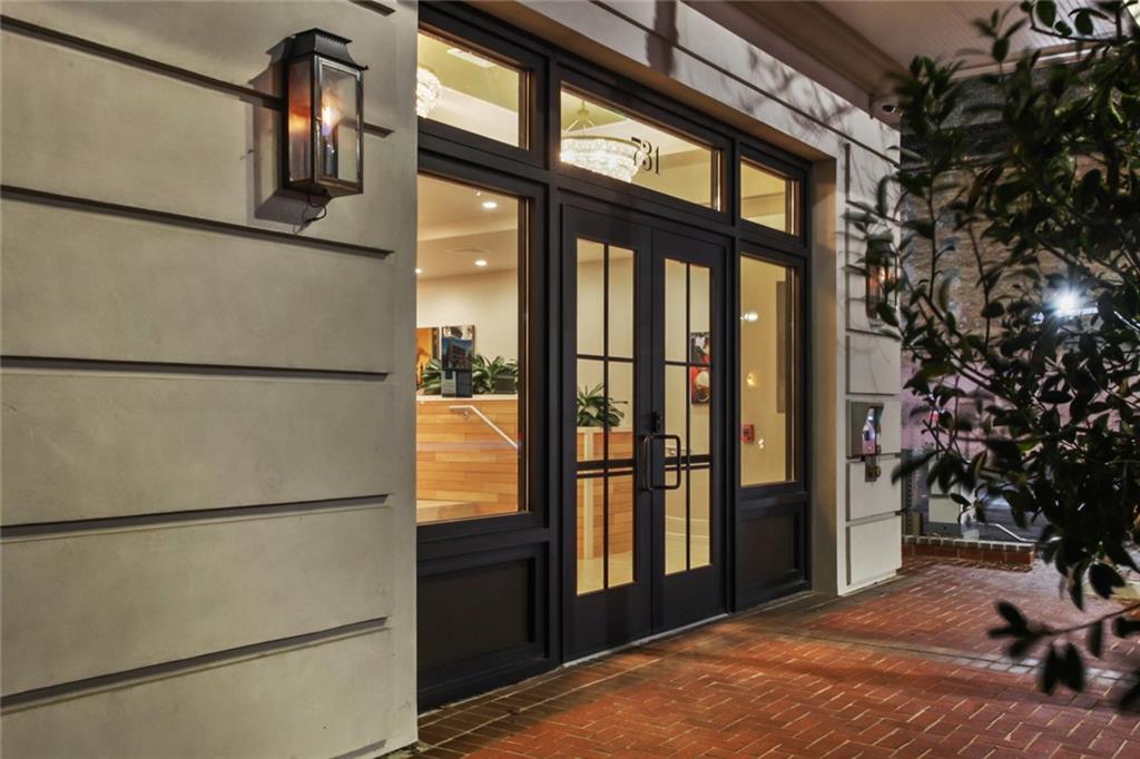 Homes for sale in New Orleans, LA | 731St St Charles Ave, New Orleans, LA 70130