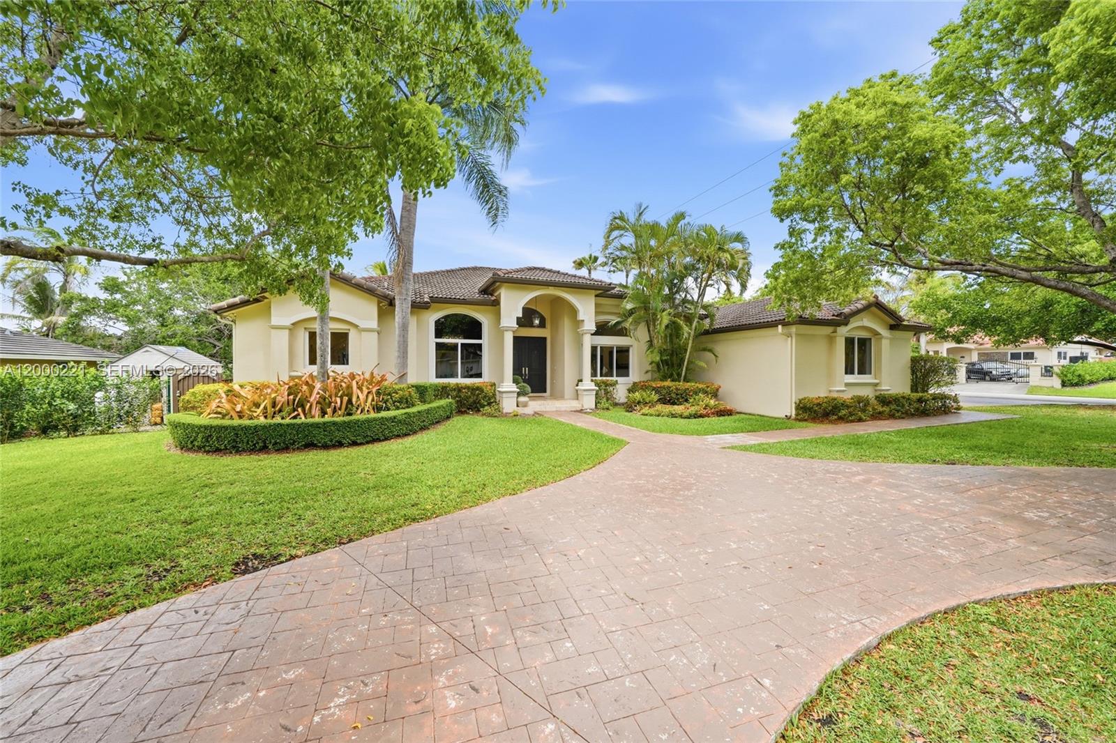9901 145th St, Miami, Florida 33176