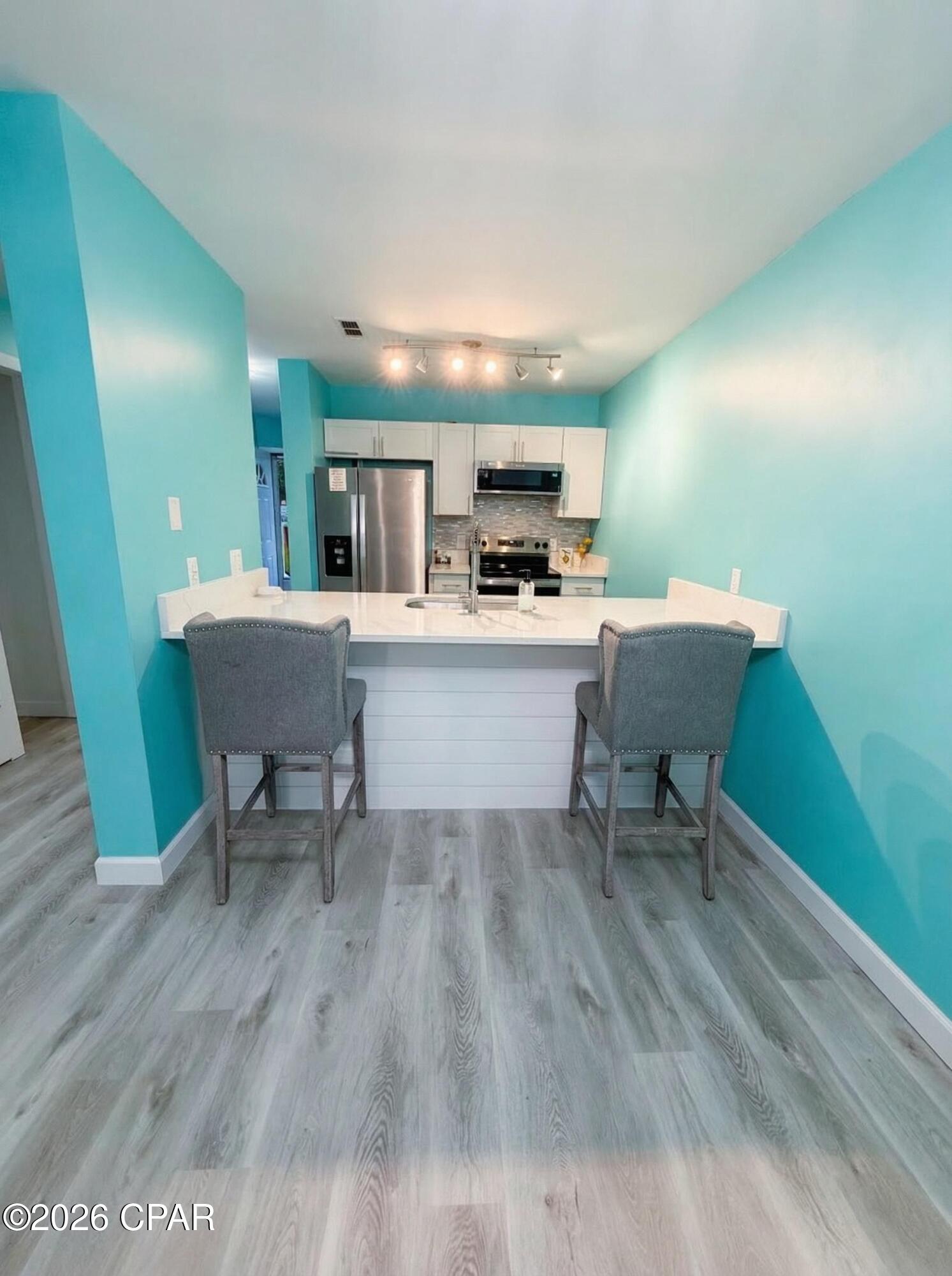 Image 5 For 6215 Thomas Drive 129