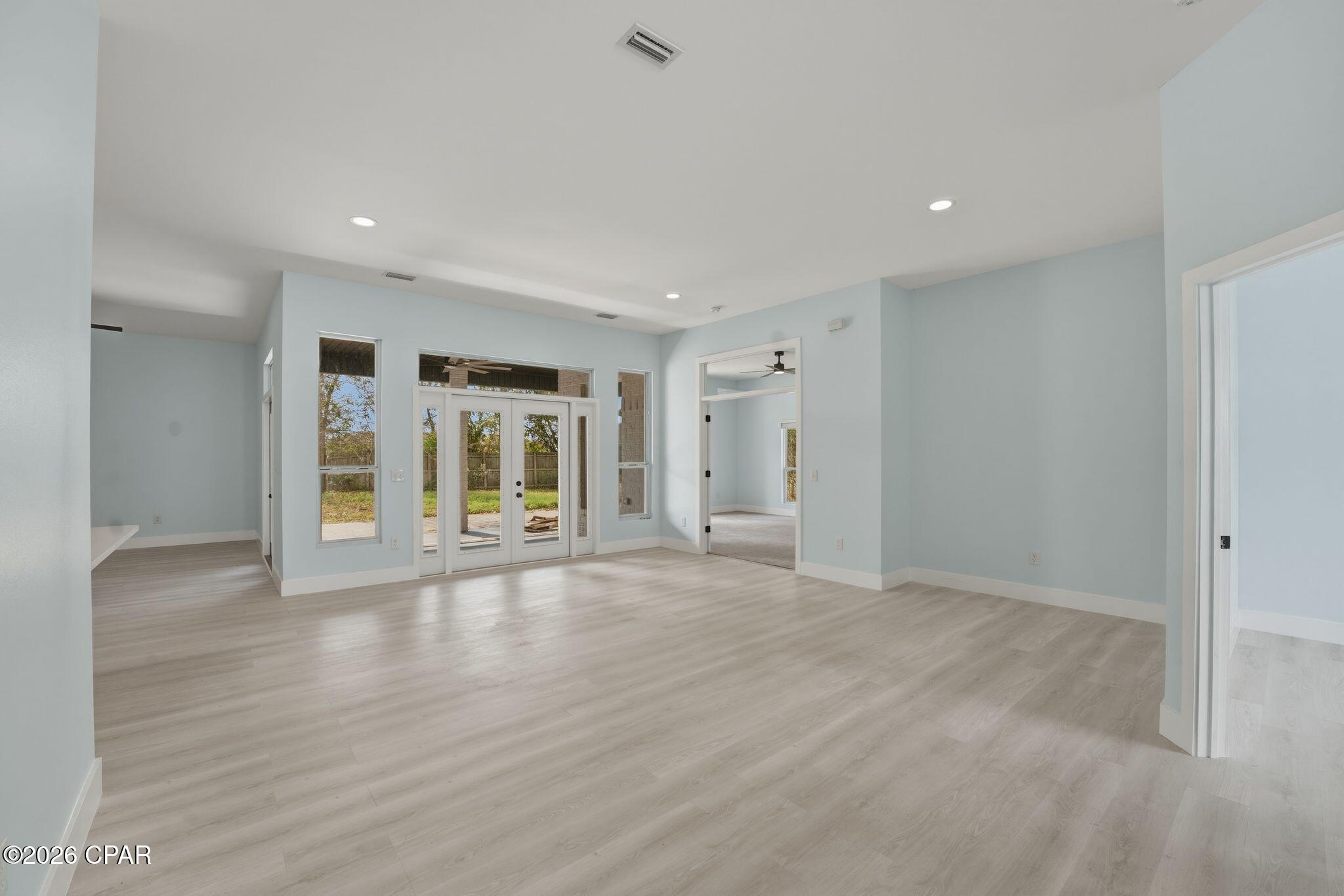 Image 10 For 3244 Country Club Drive