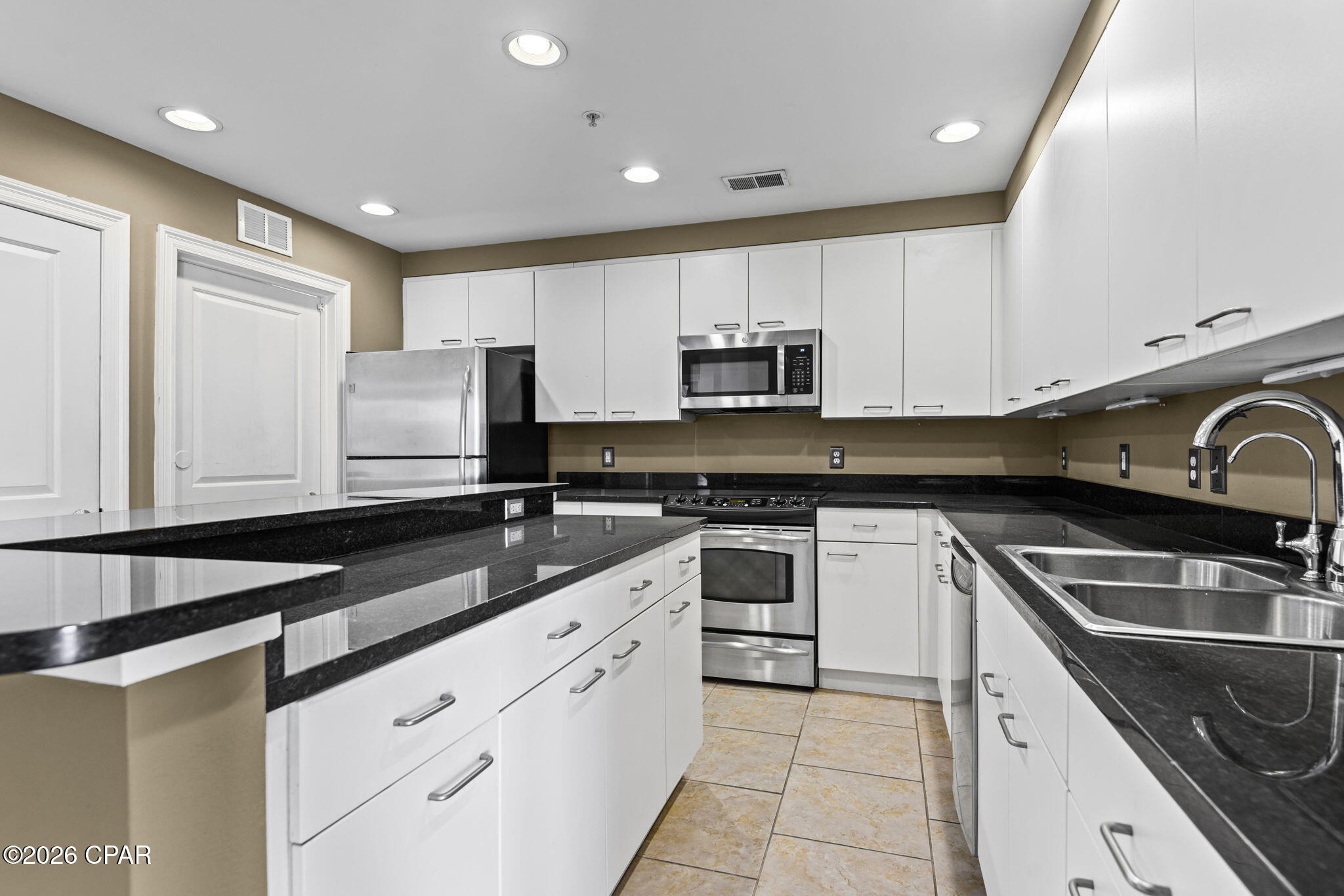 Image 13 For 6422 Highway 98  906