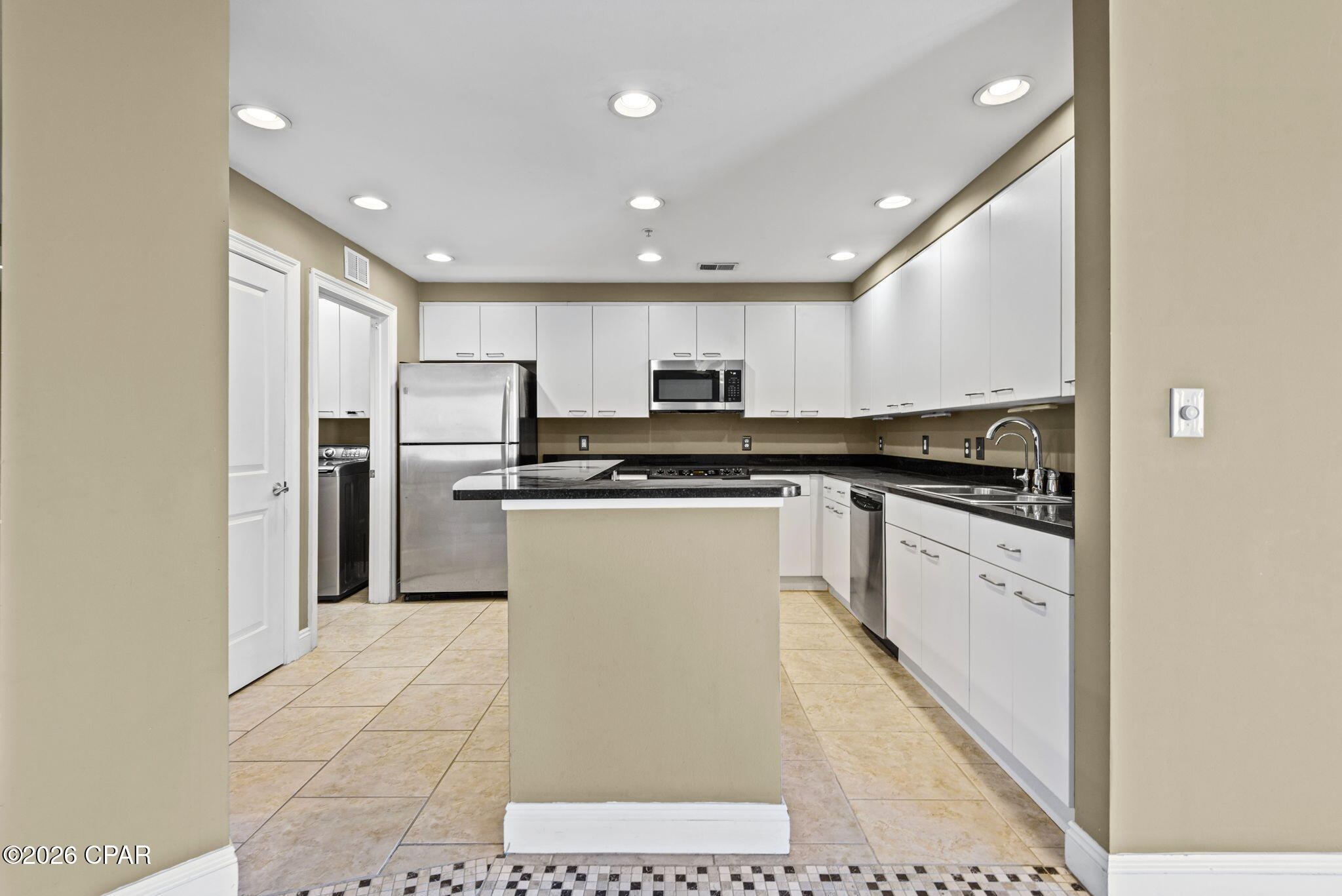 Image 14 For 6422 Highway 98  906