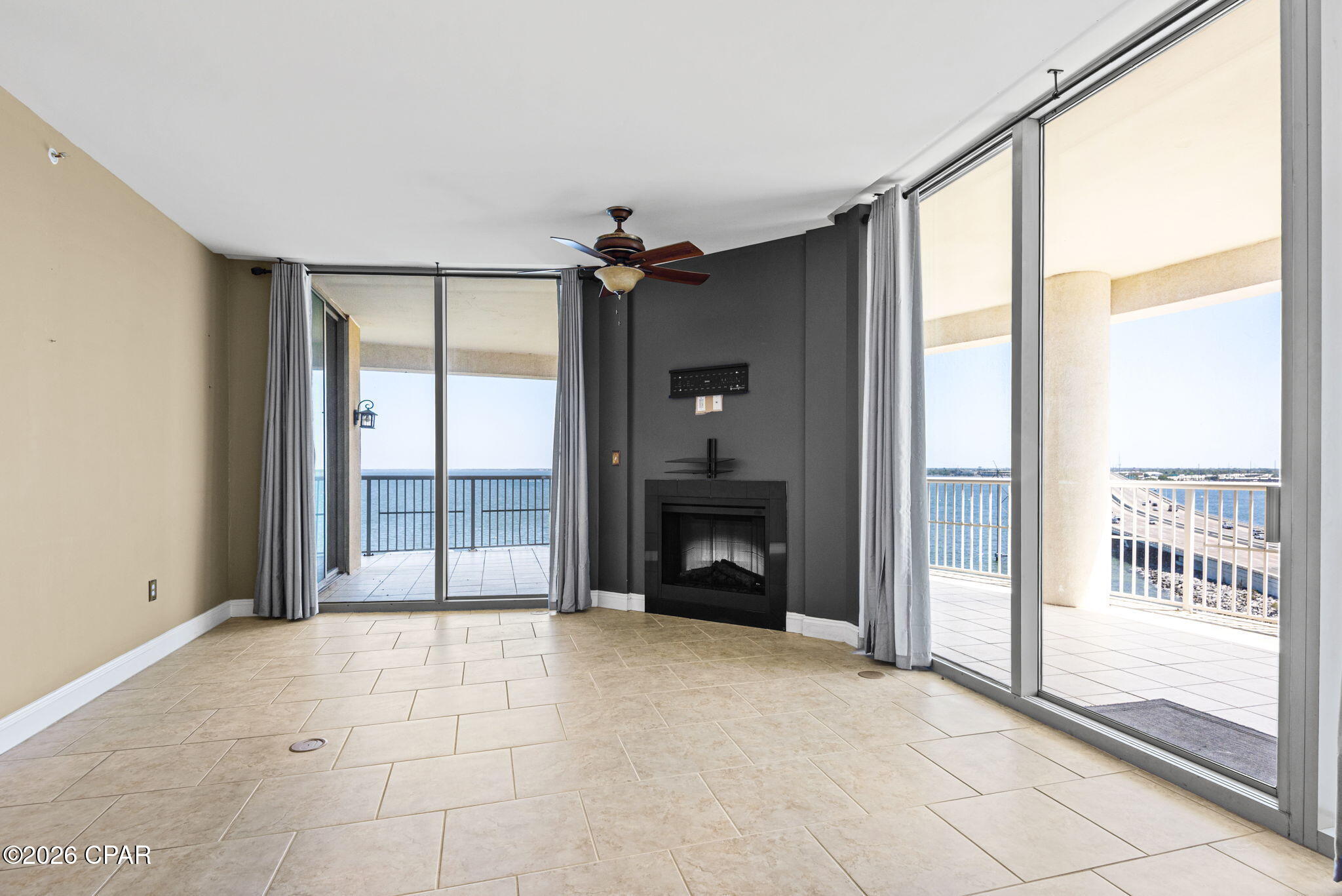 Image 4 For 6422 Highway 98  906