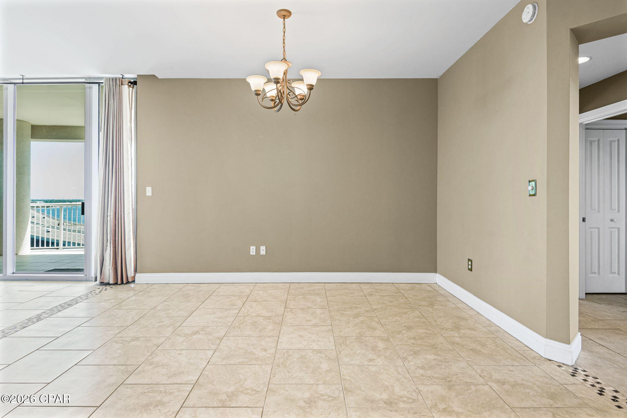 Image 8 For 6422 Highway 98  906