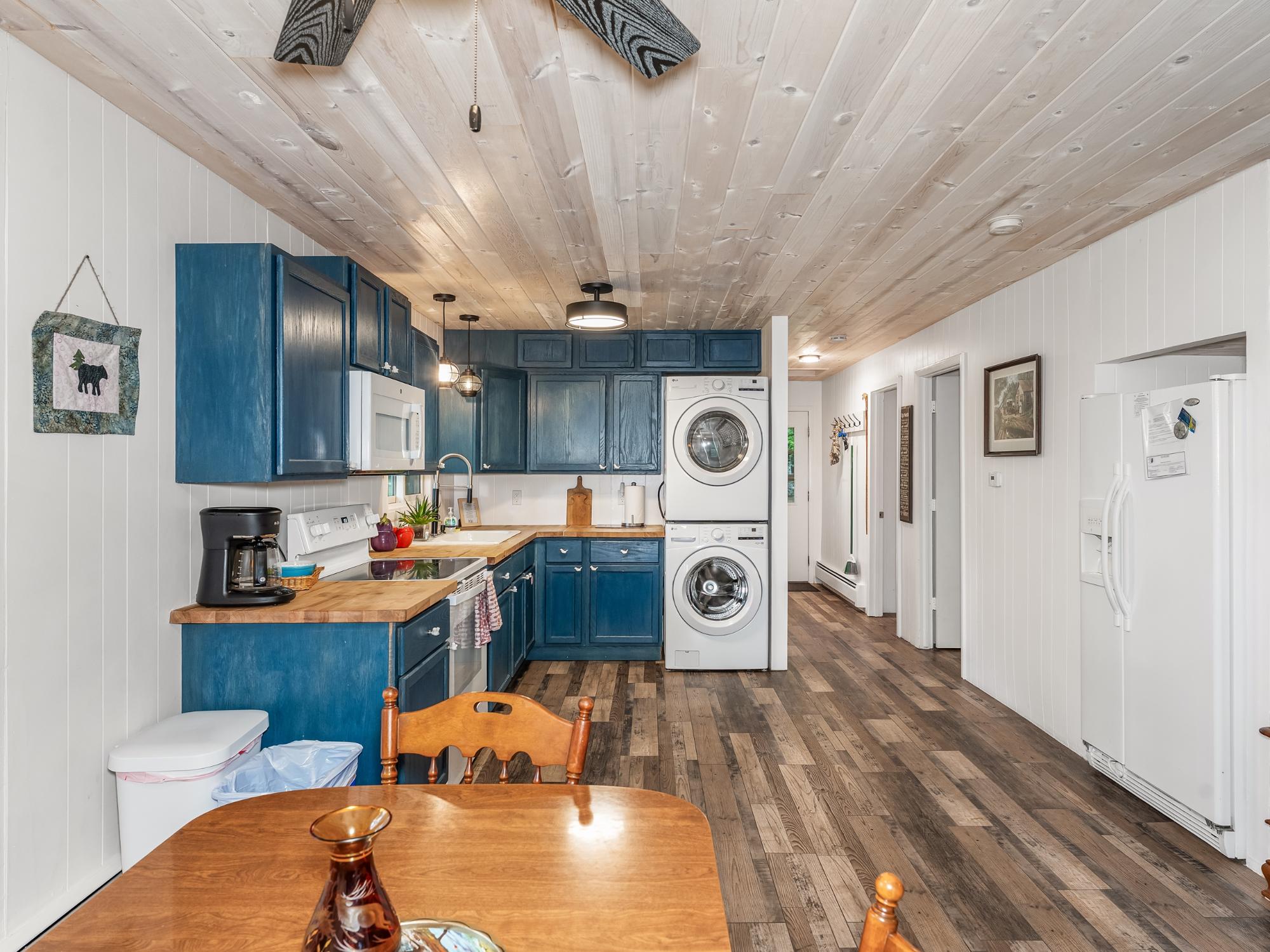 River Property Property 1378 Bluebird Ln Photo 5