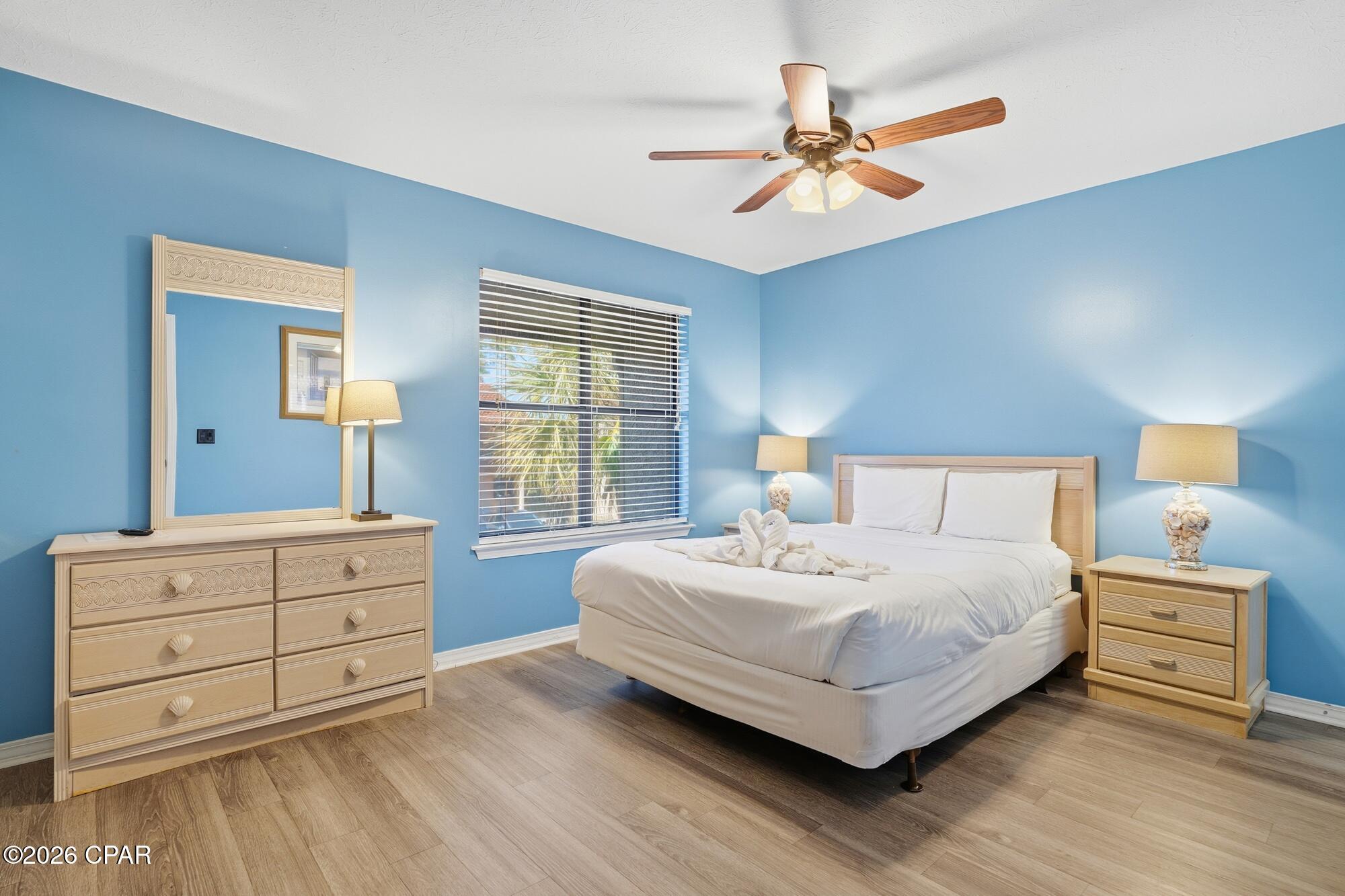 Image 14 For 135 Grand Island Boulevard