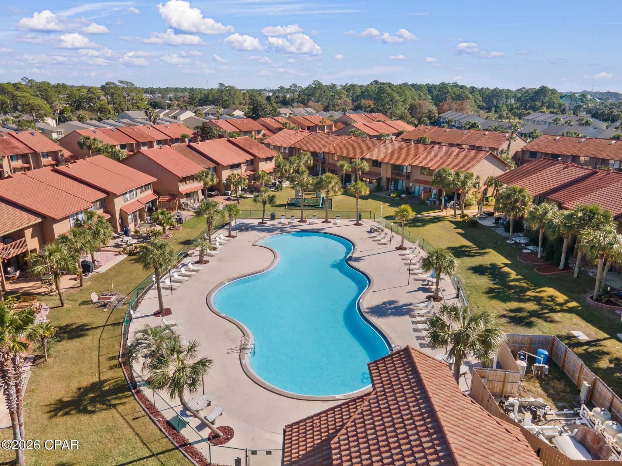 Image 26 For 135 Grand Island Boulevard