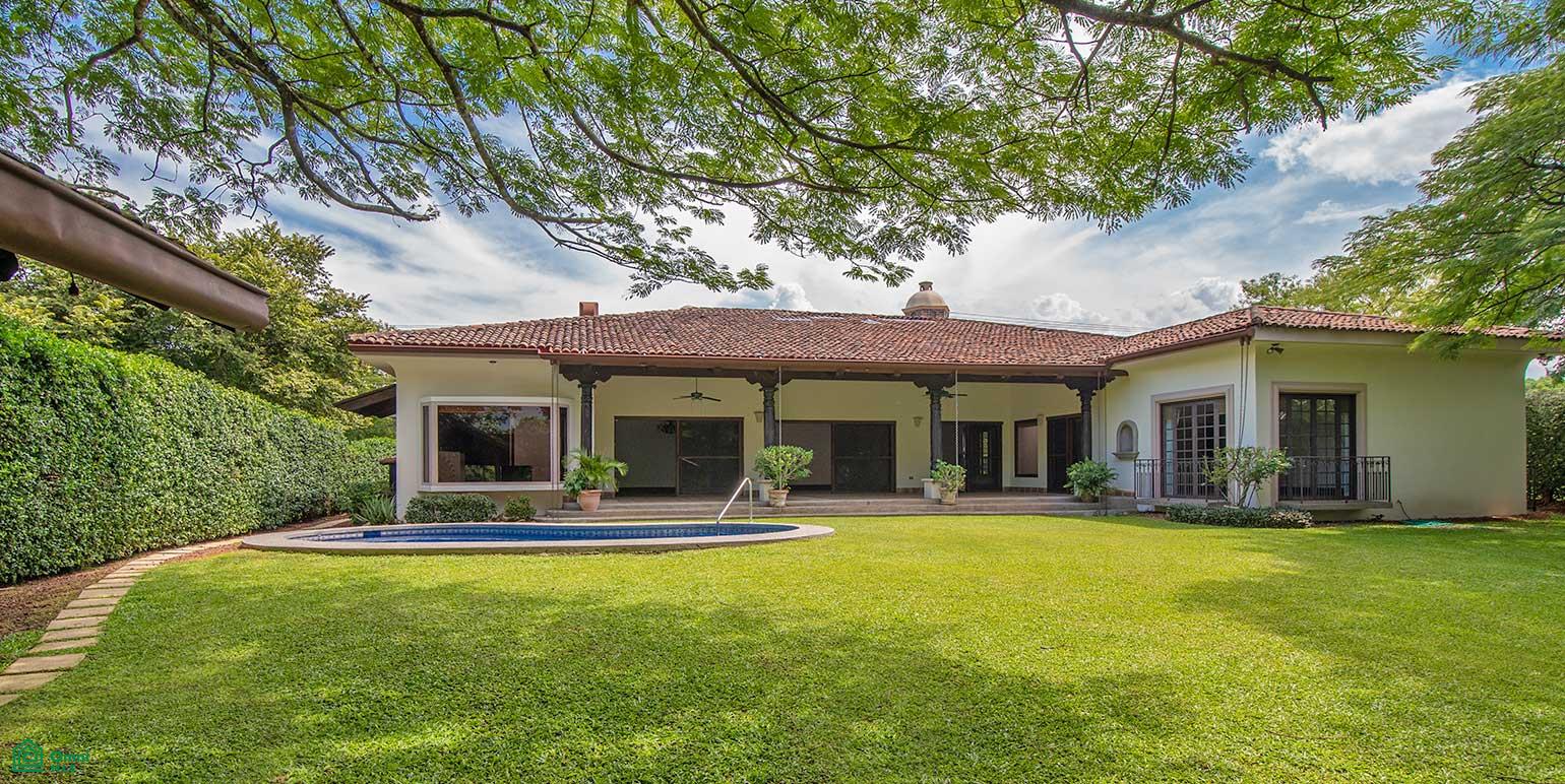 5 bed Single Family Homes For Sale in Santa Ana, San Jose - 1