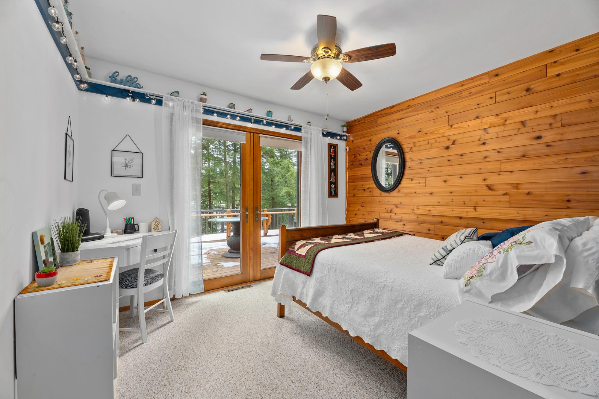 Crystal Lake Property 6914 Connors Rd Photo 15