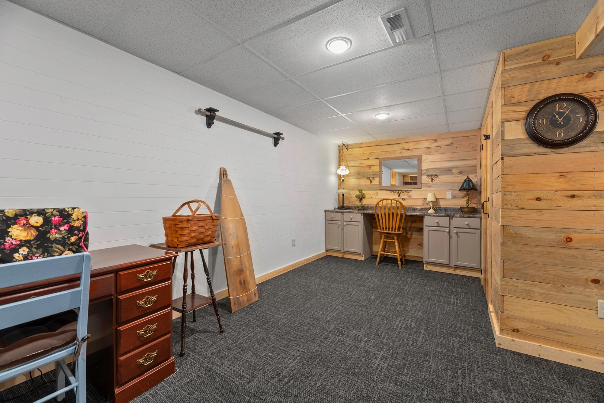 Crystal Lake Property 6914 Connors Rd Photo 19