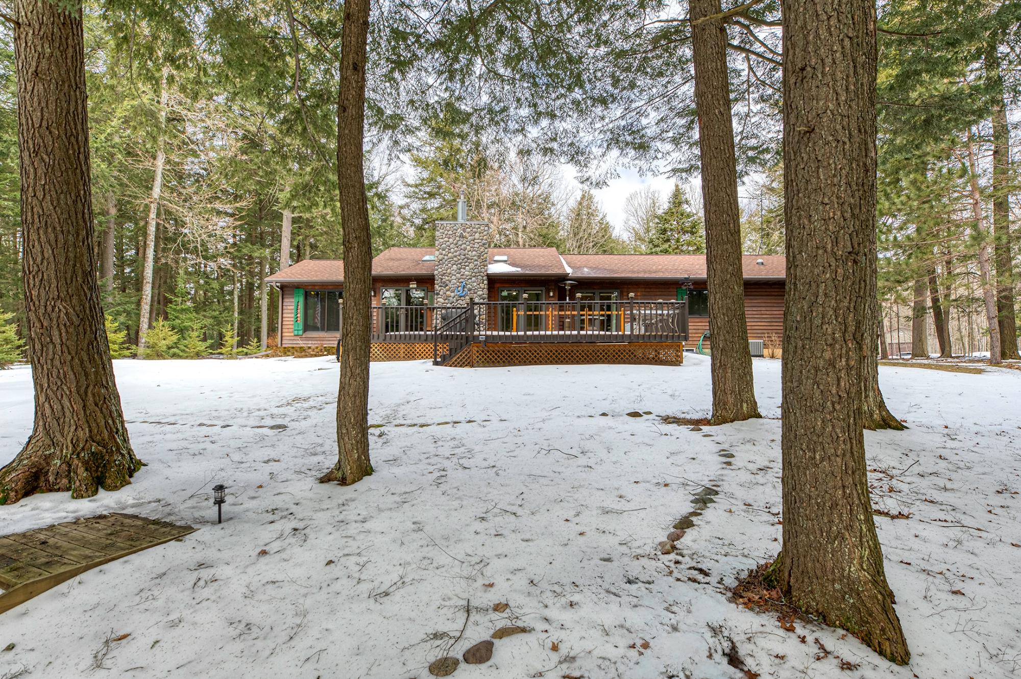 Crystal Lake Property 6914 Connors Rd Photo 31