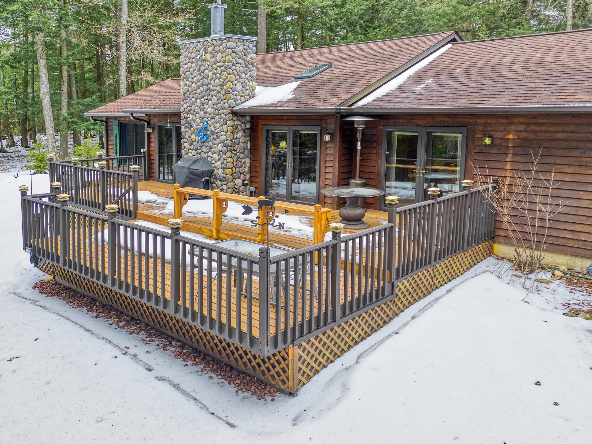 Crystal Lake Property 6914 Connors Rd Photo 32