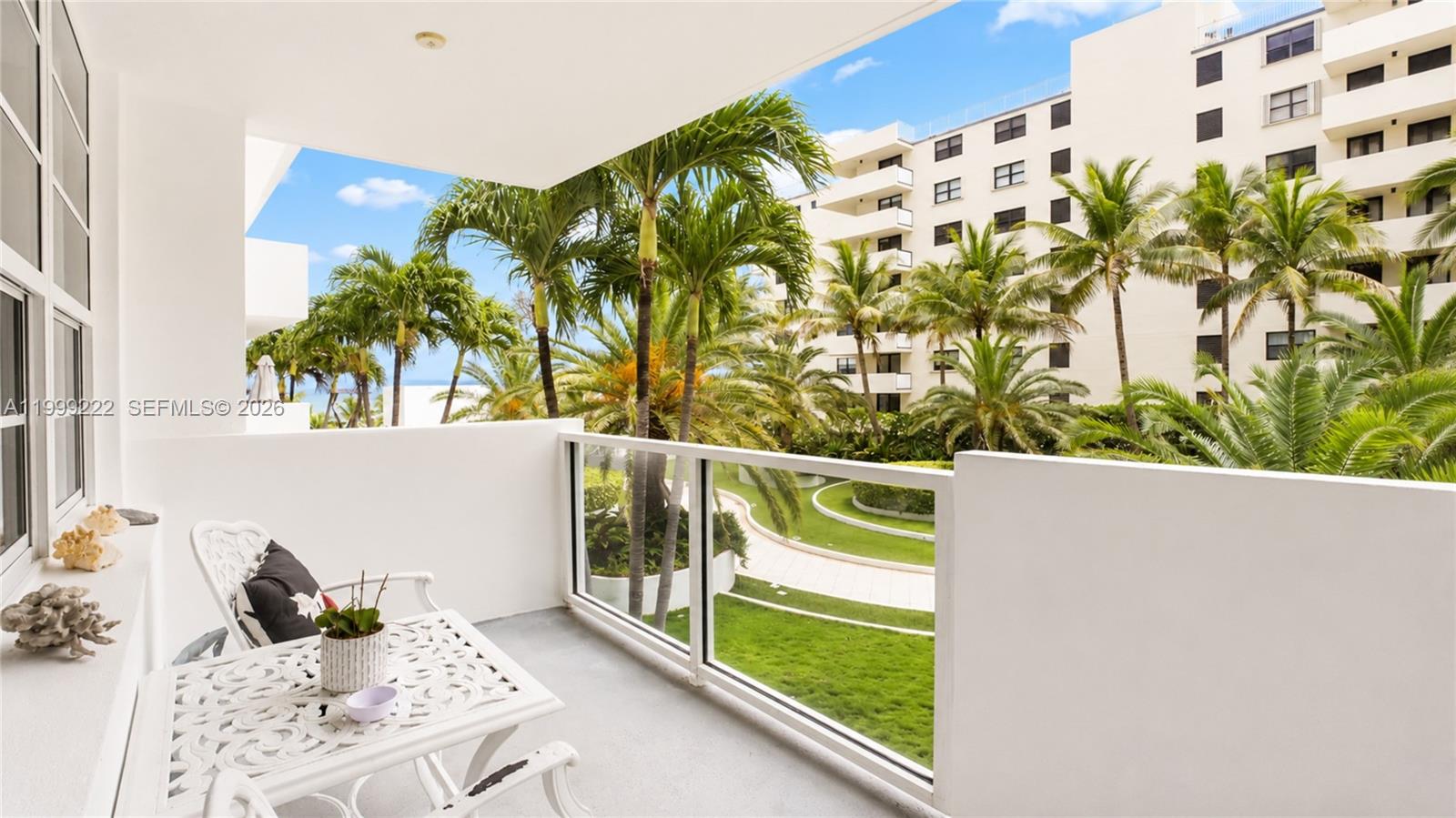 The Decoplage Condo