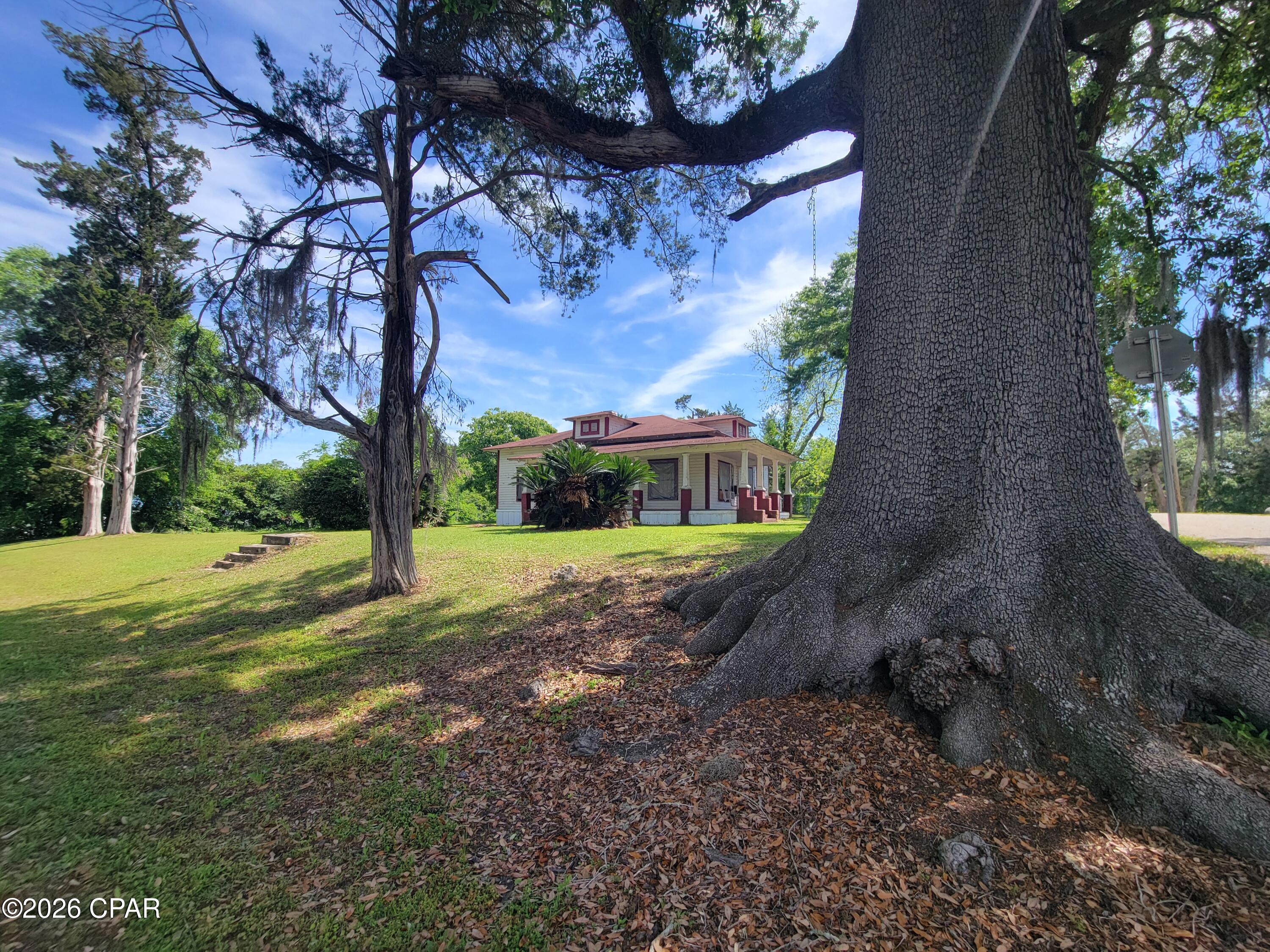 Listing photo id 23 for 5282 Dothan Street
