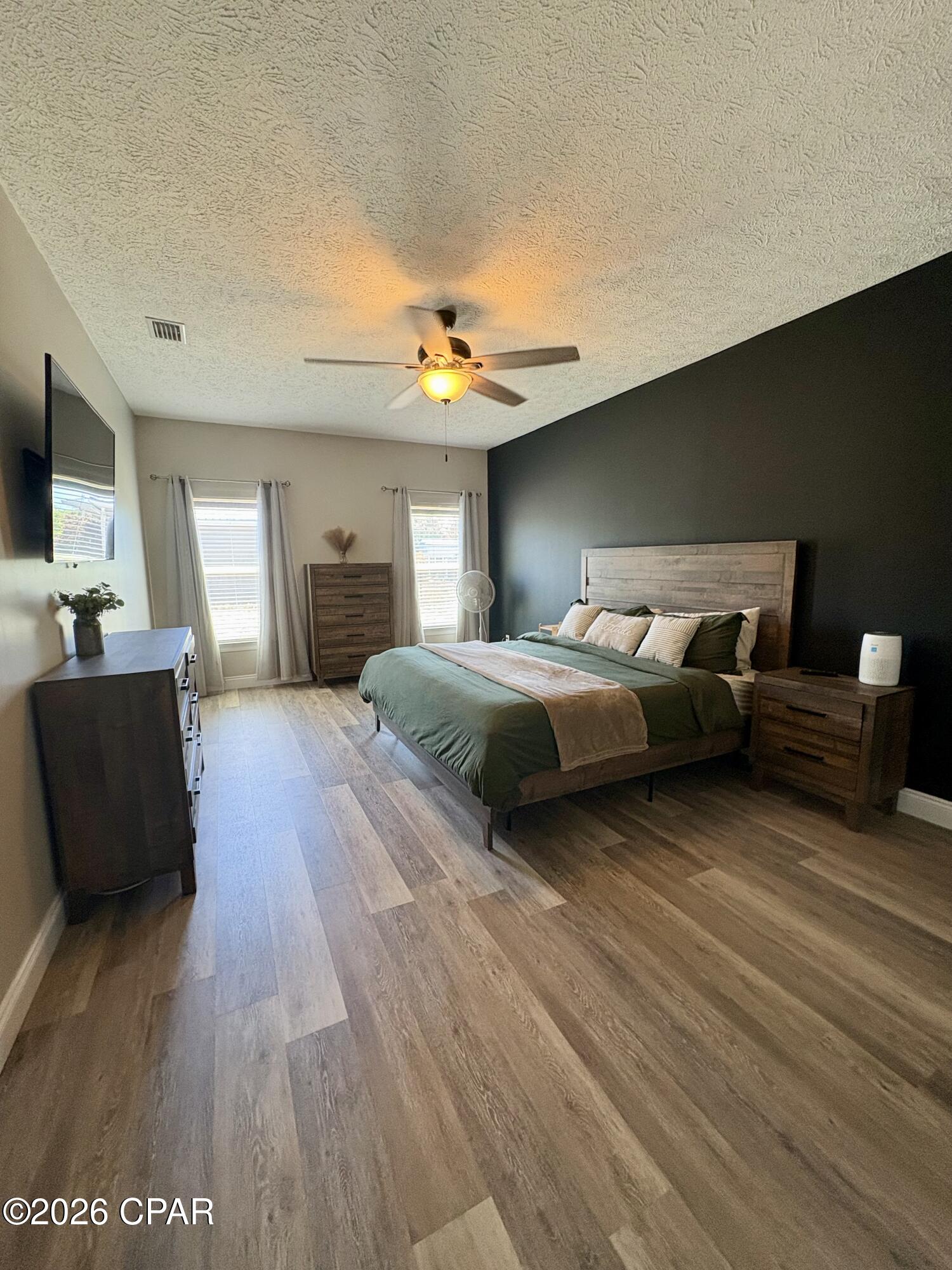 Image 16 For 801 17th Street