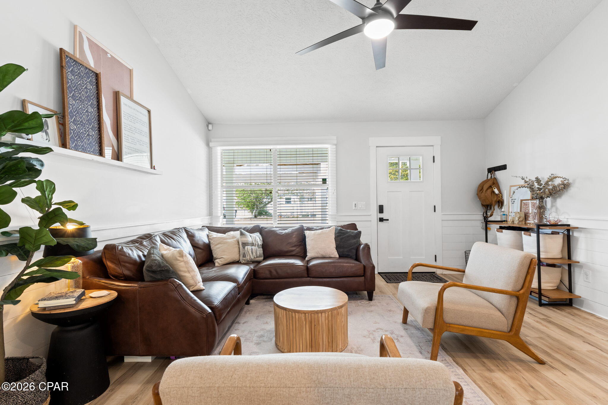 Image 11 For 506 Dolphin Drive