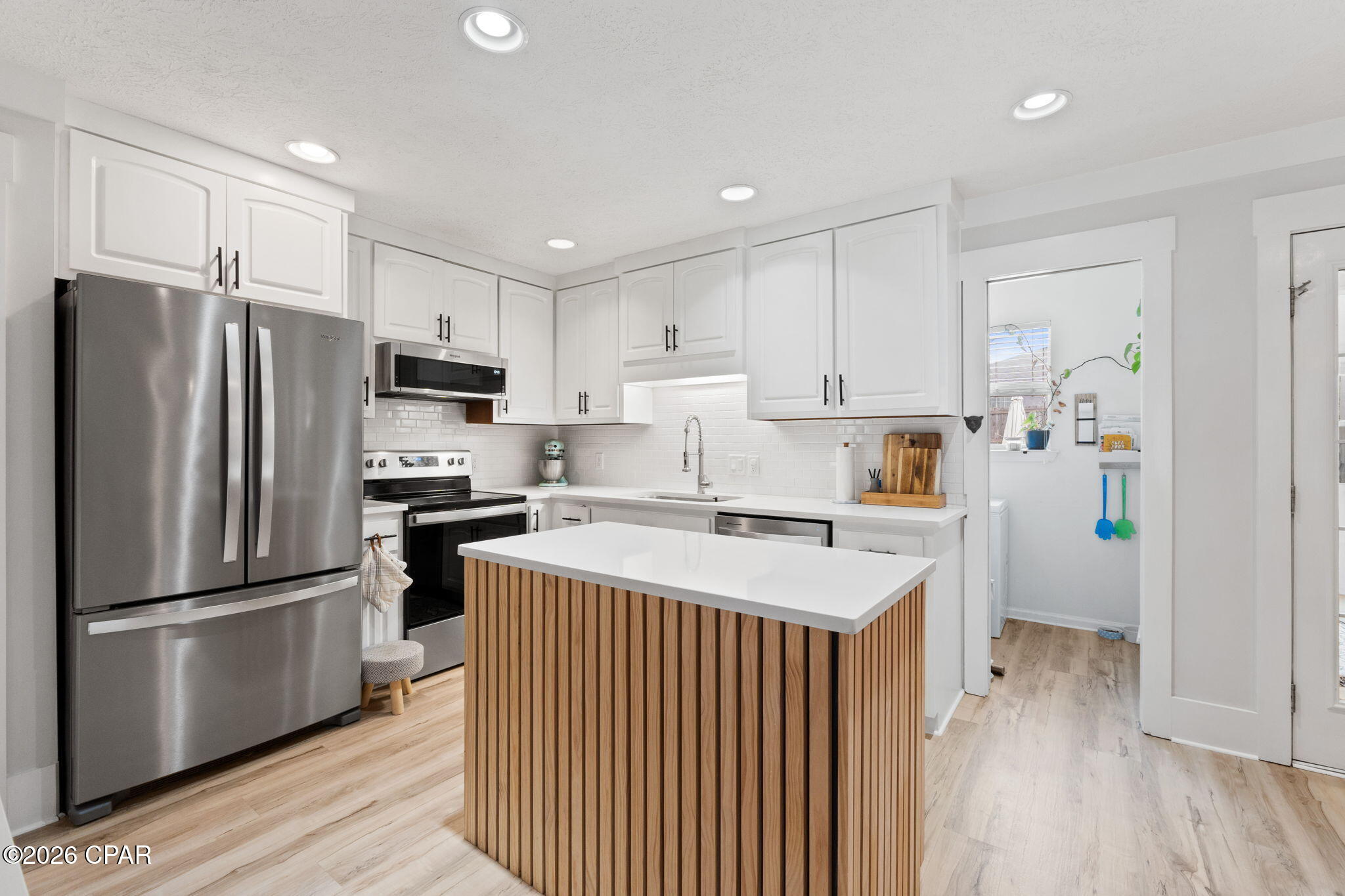 Image 17 For 506 Dolphin Drive