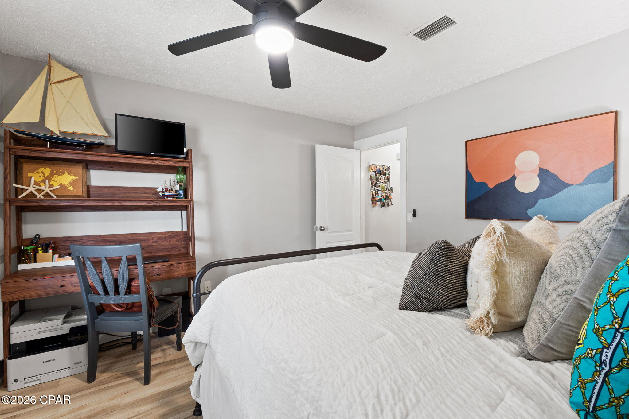 Image 28 For 506 Dolphin Drive