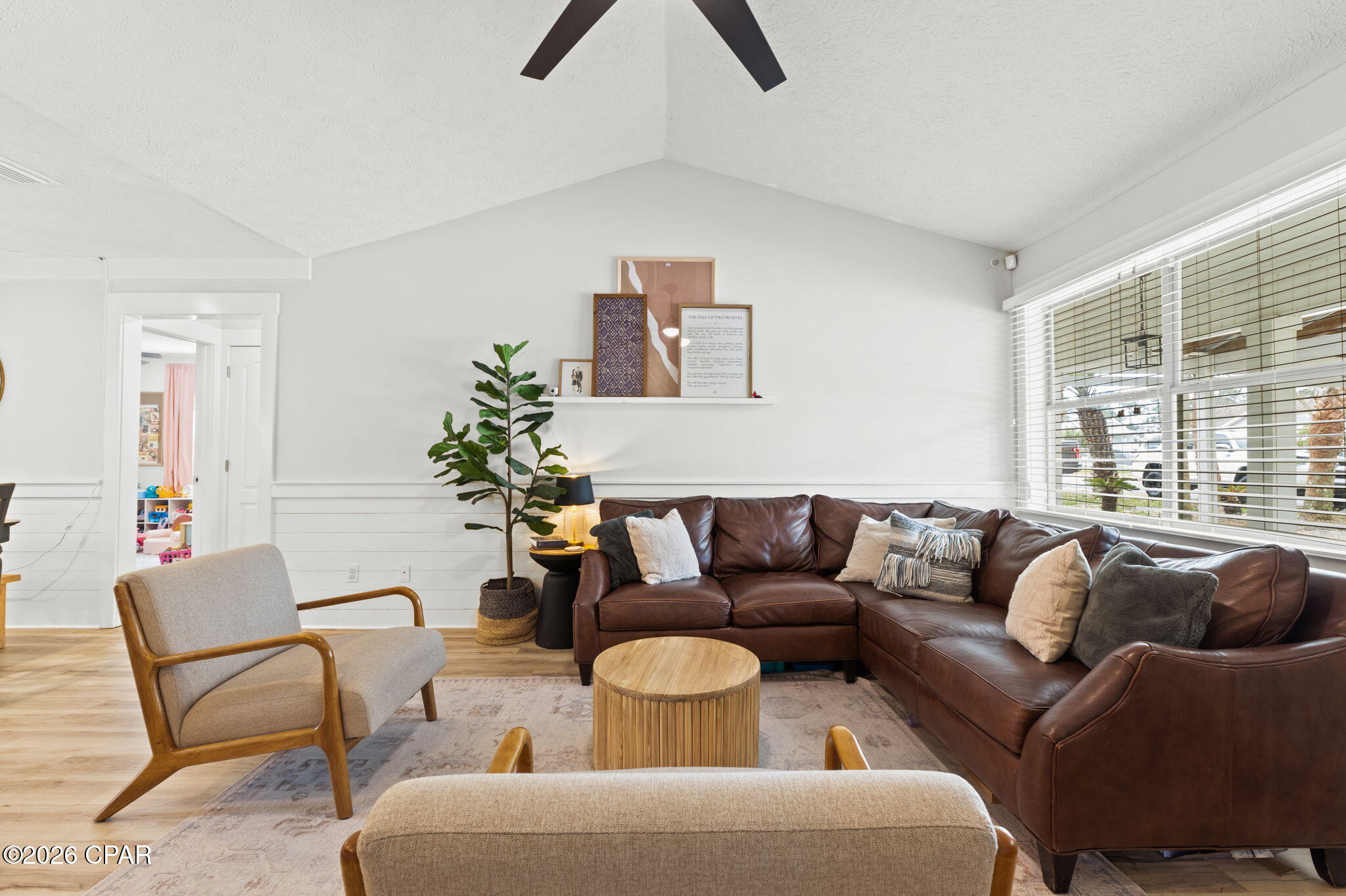 Image 8 For 506 Dolphin Drive