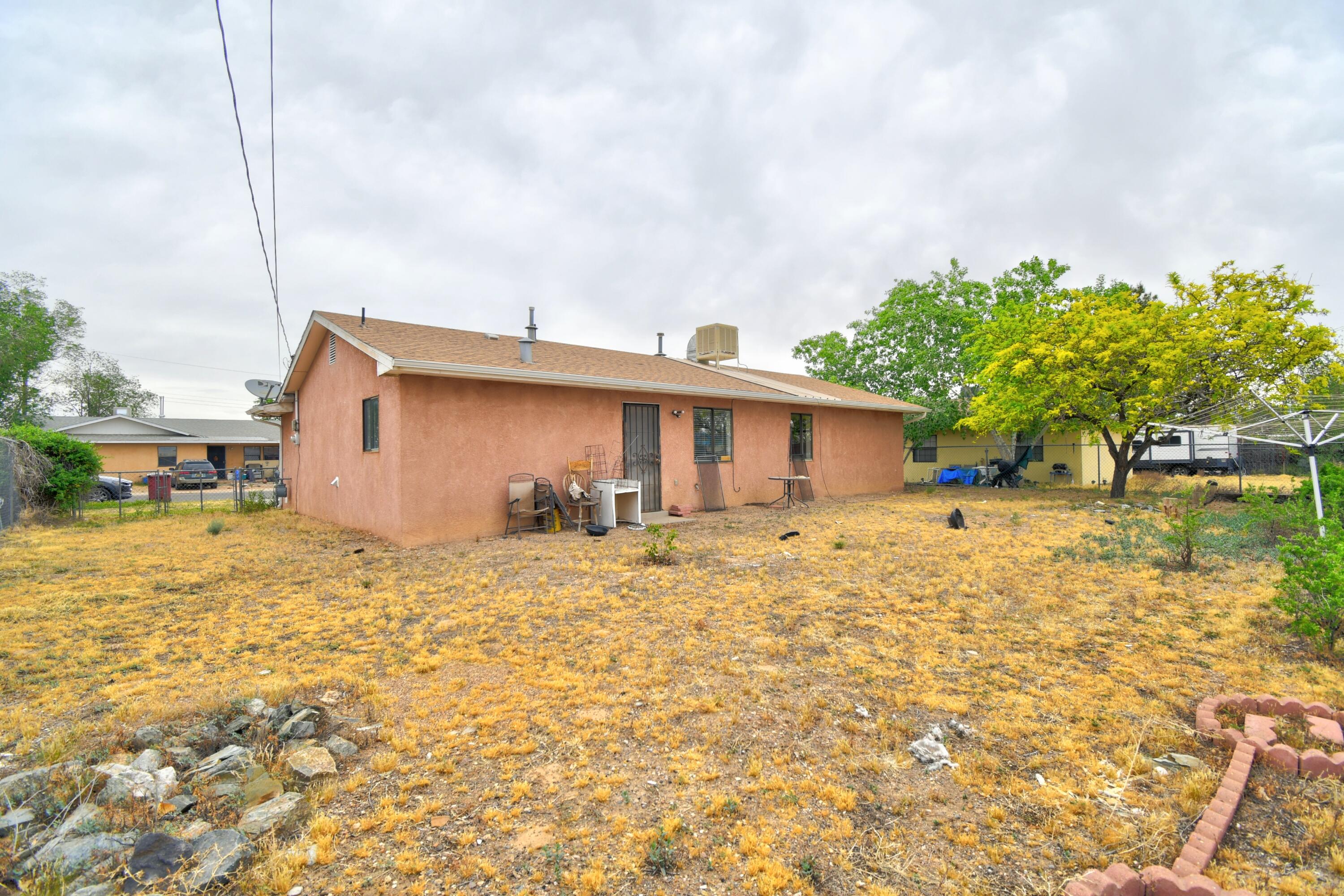 Photo 15 — 823 La Luz Drive