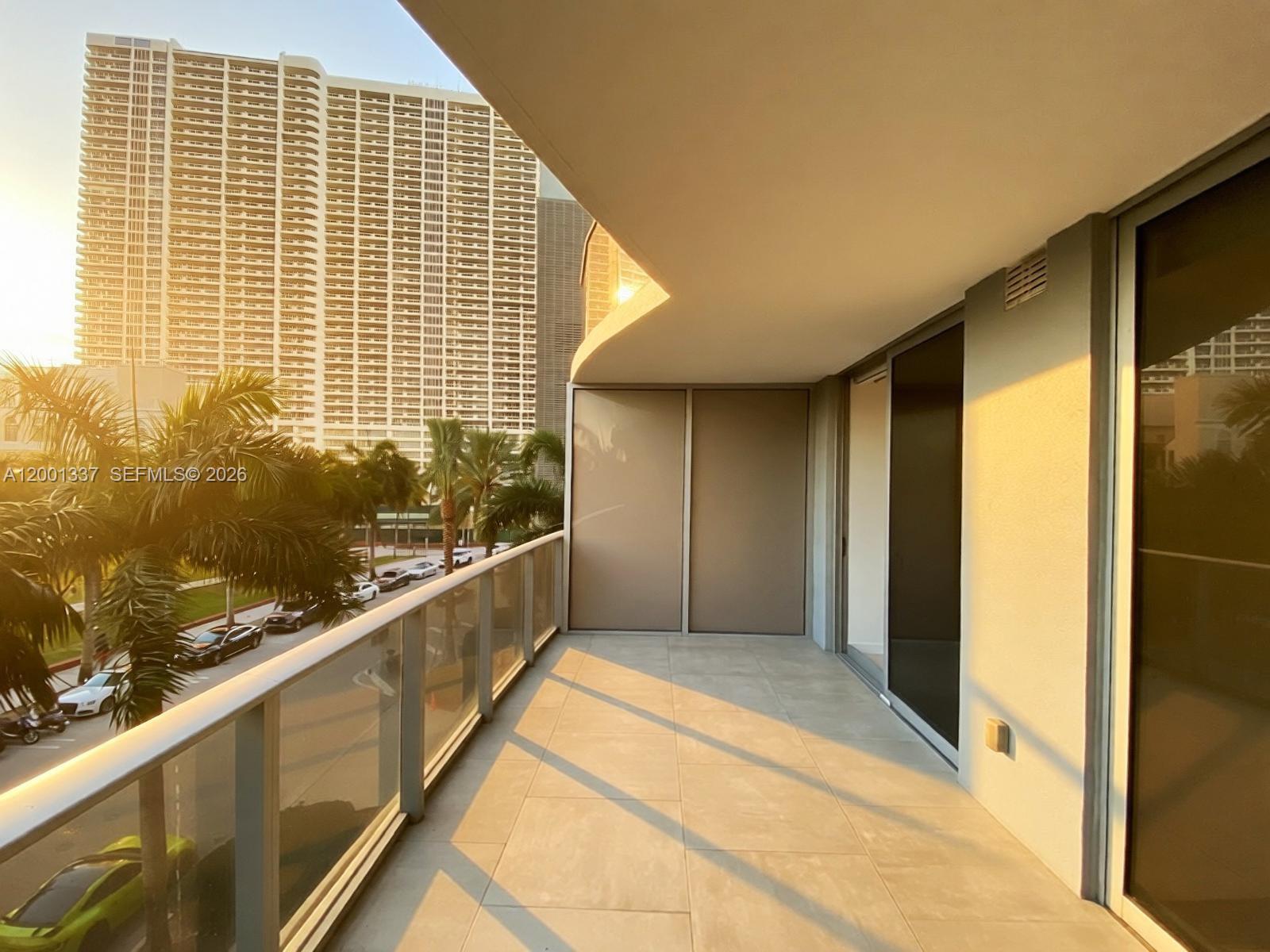 Aria On The Bay Condo