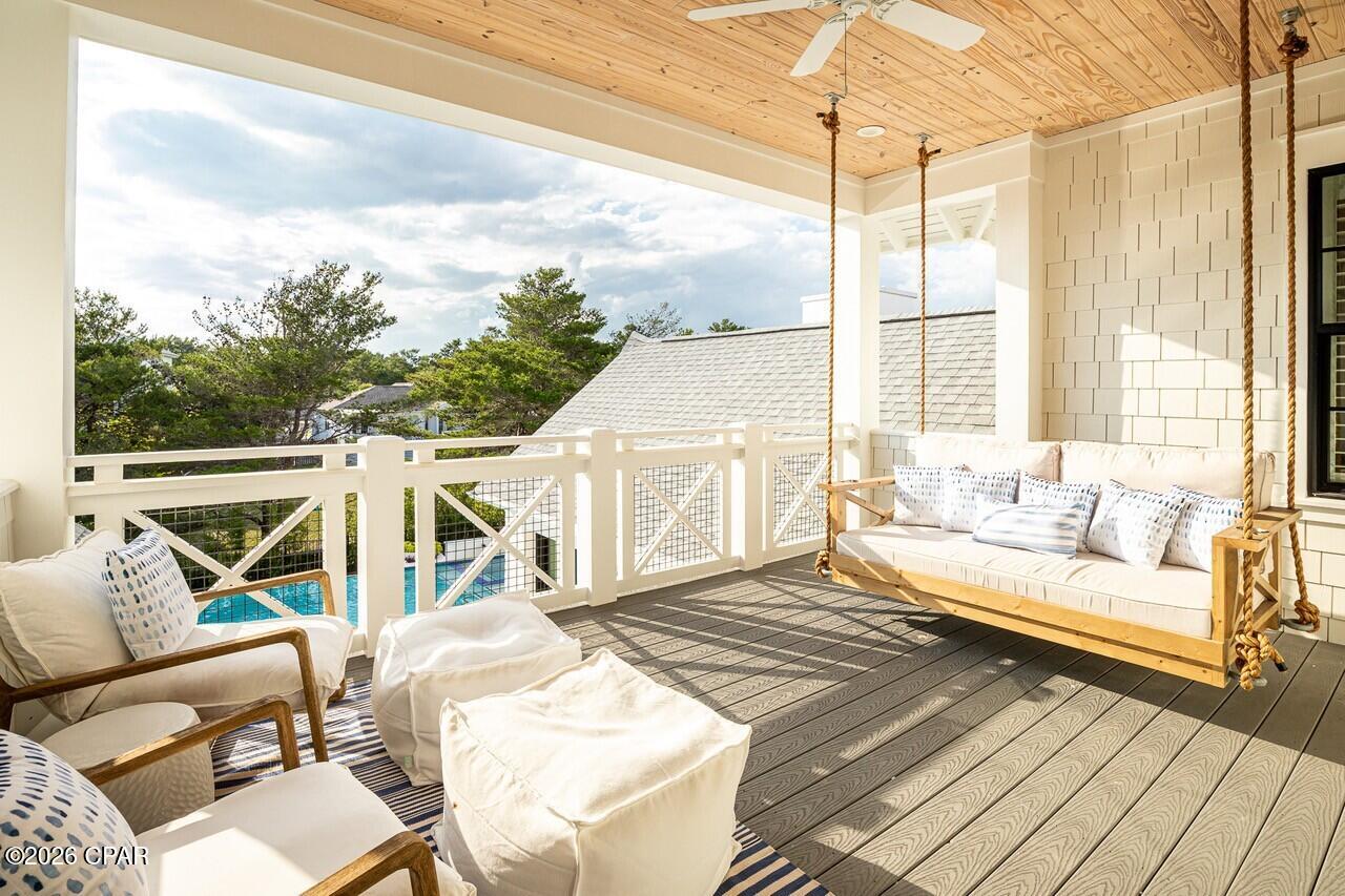 Image 3 For 39 Seabreeze Boulevard