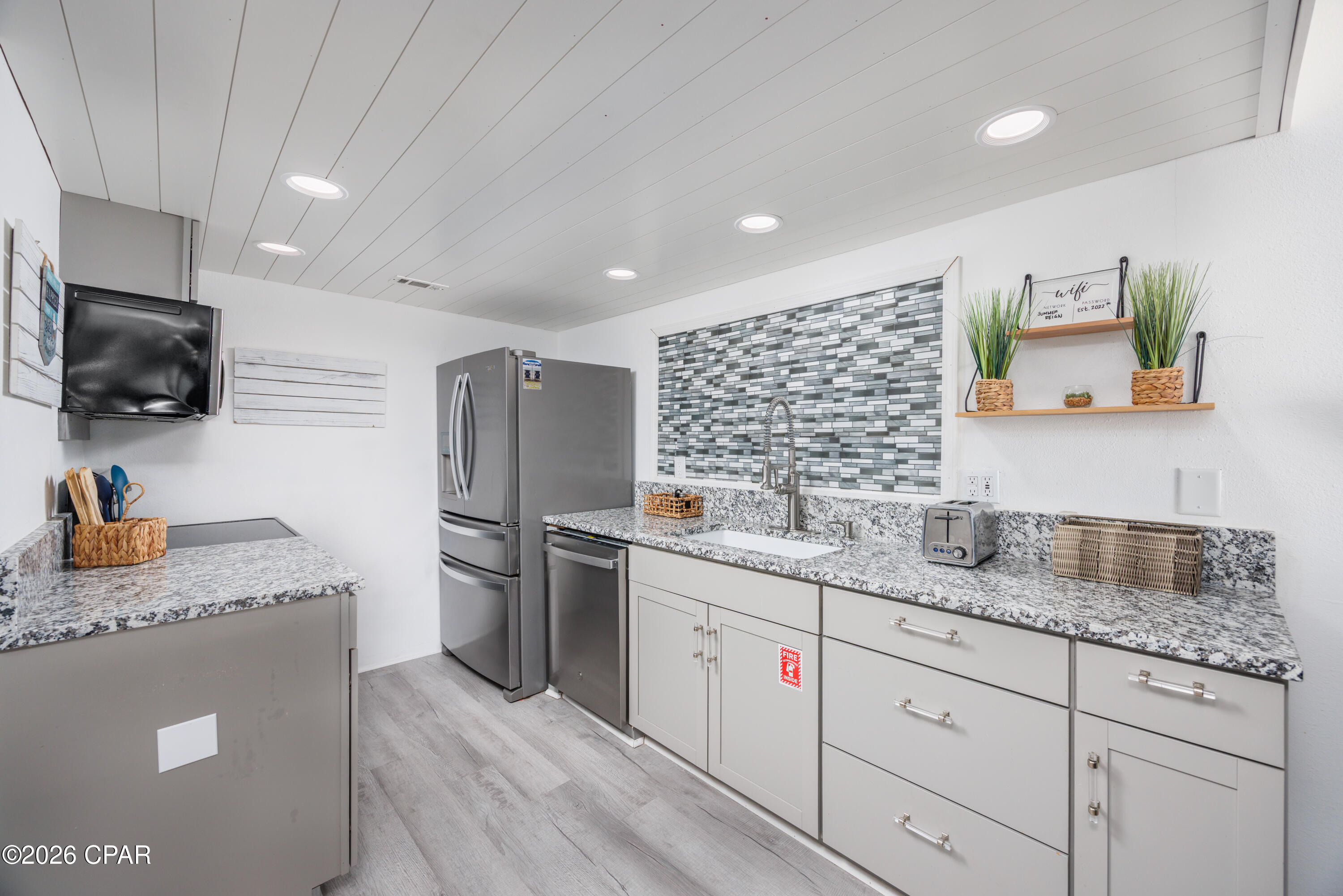 Image 4 For 17709 Front Beach Road 2