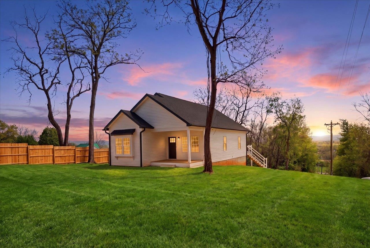 103 HILLTOP TERRACE RD, Staunton, VA 24401