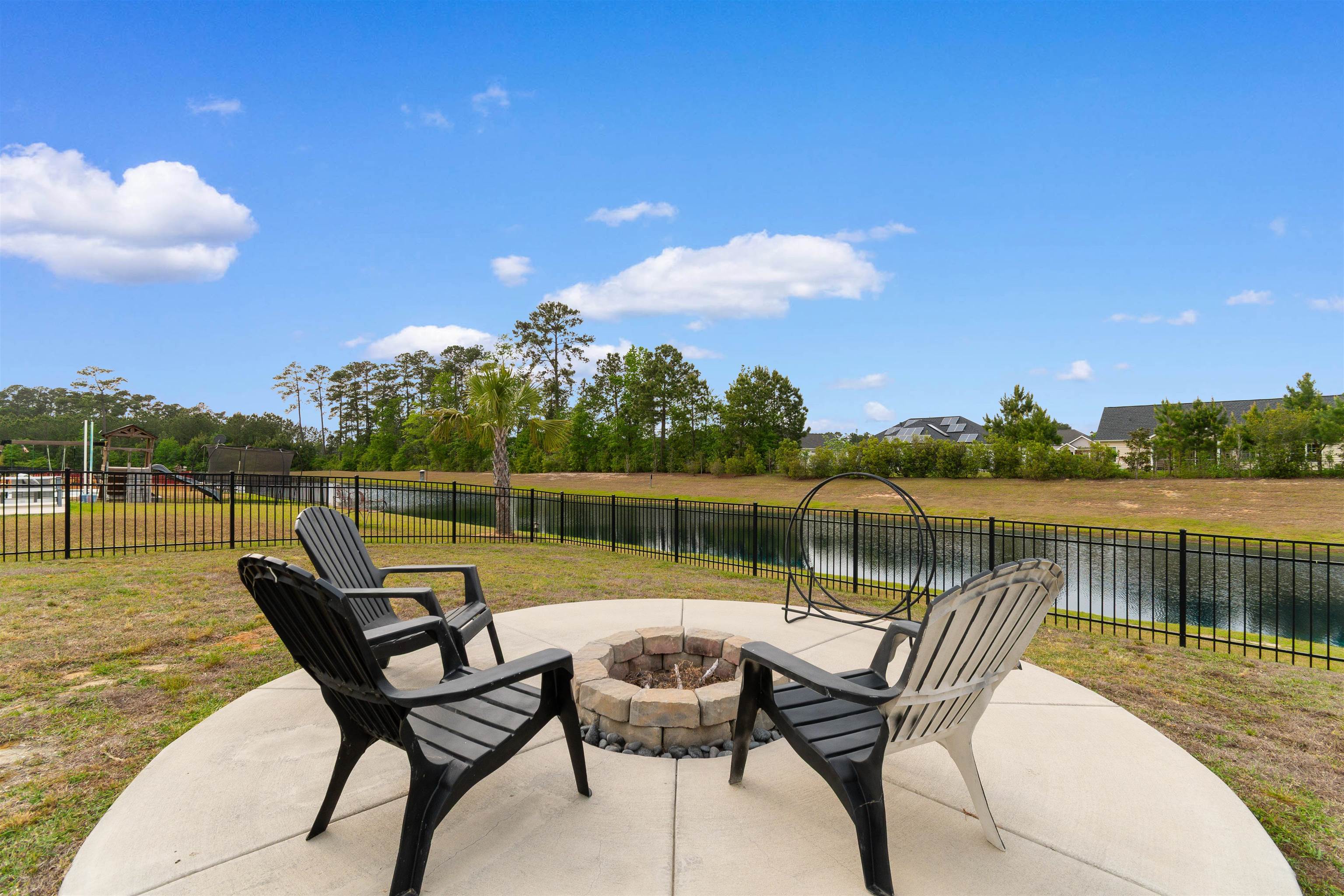 2609735 | Photo 3