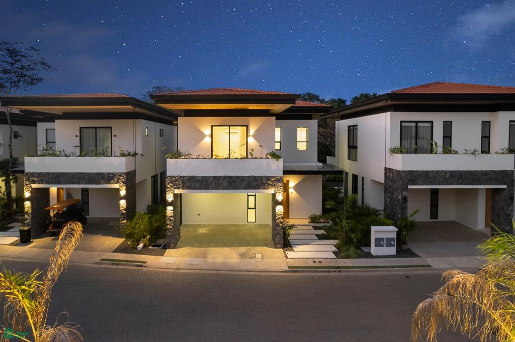 4 bed Single Family Homes For Sale in Santa Cruz, Guanacaste - 1
