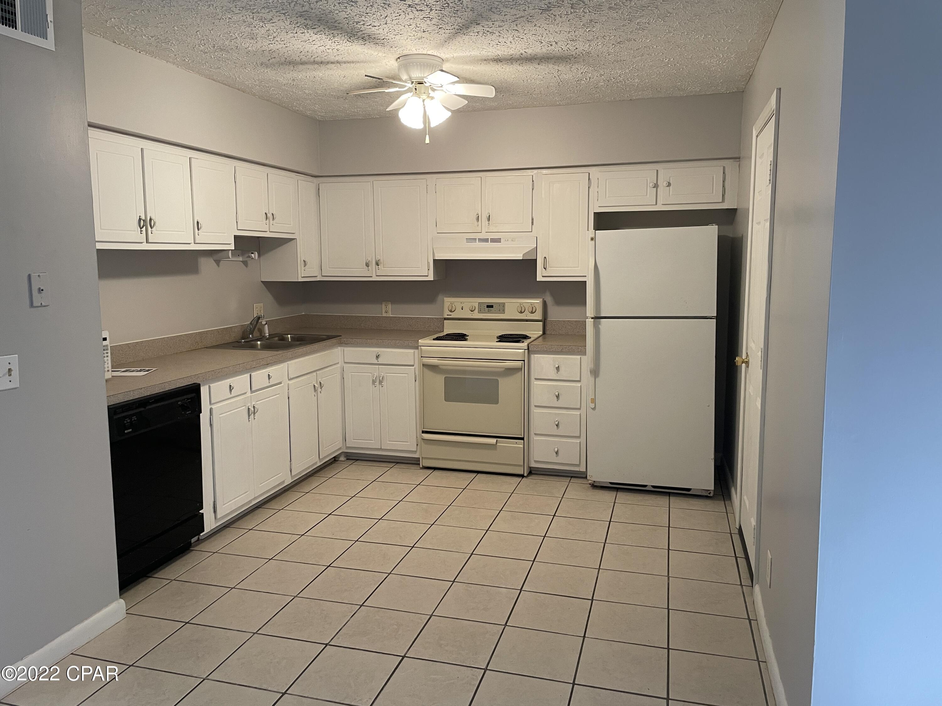 Image 3 For 1510 Clay Avenue A