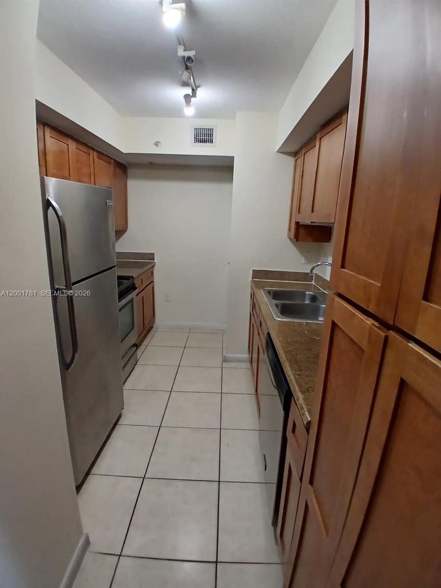 219 NW 12th Ave 914