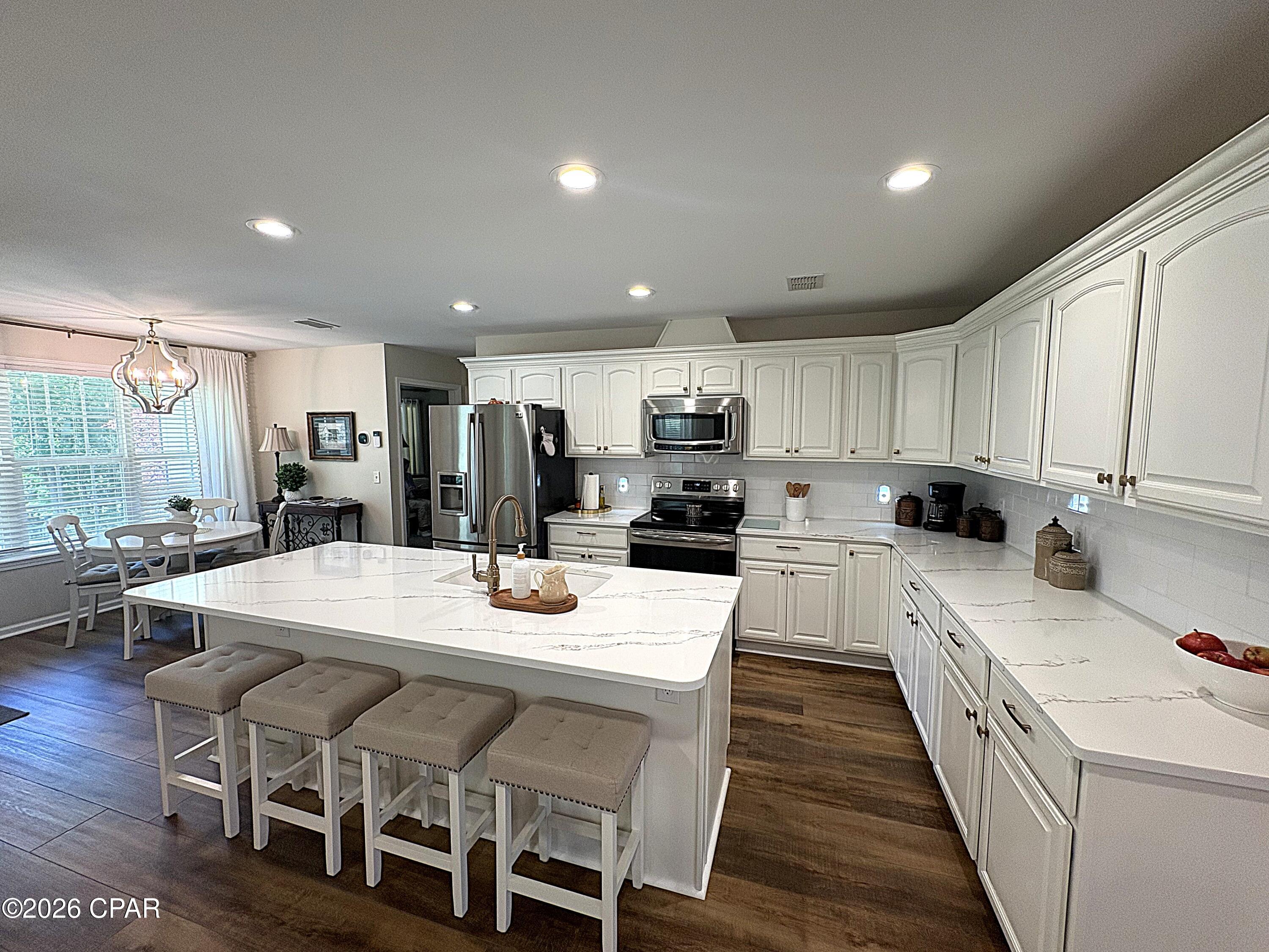 Image 17 For 4667 River Drive