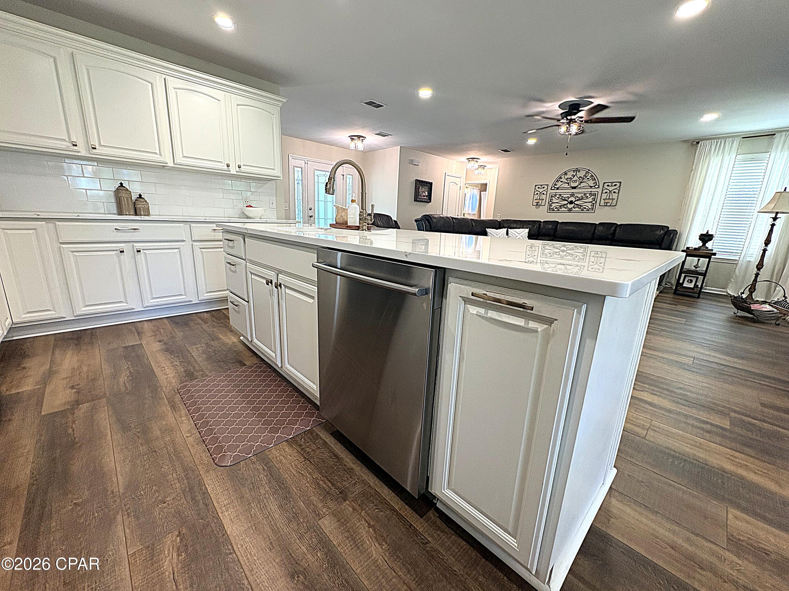 Image 19 For 4667 River Drive